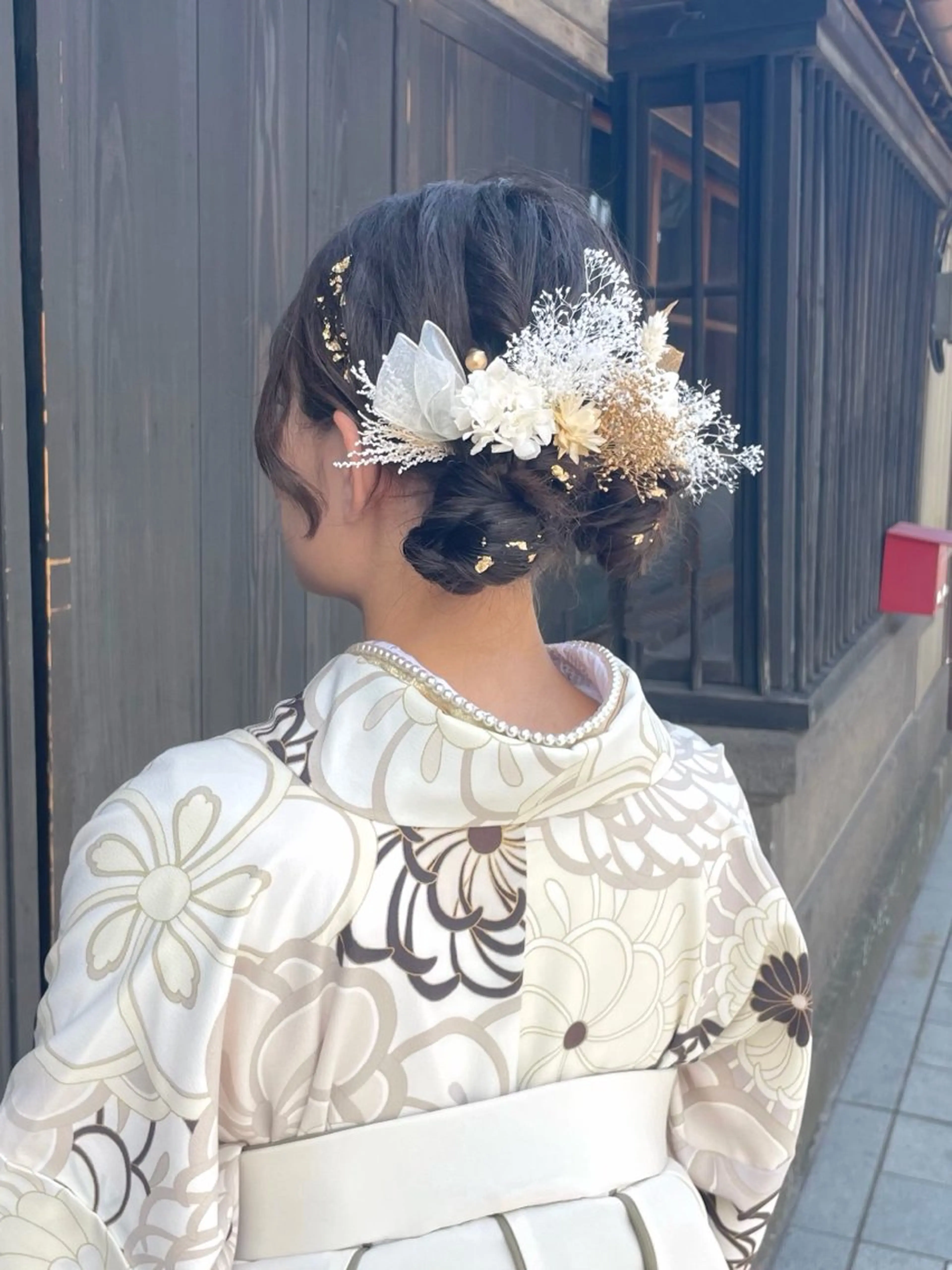 ヘアアレンジ 🦋ハイトーン×ア レンジ💫Leenaのヘアスタイル
