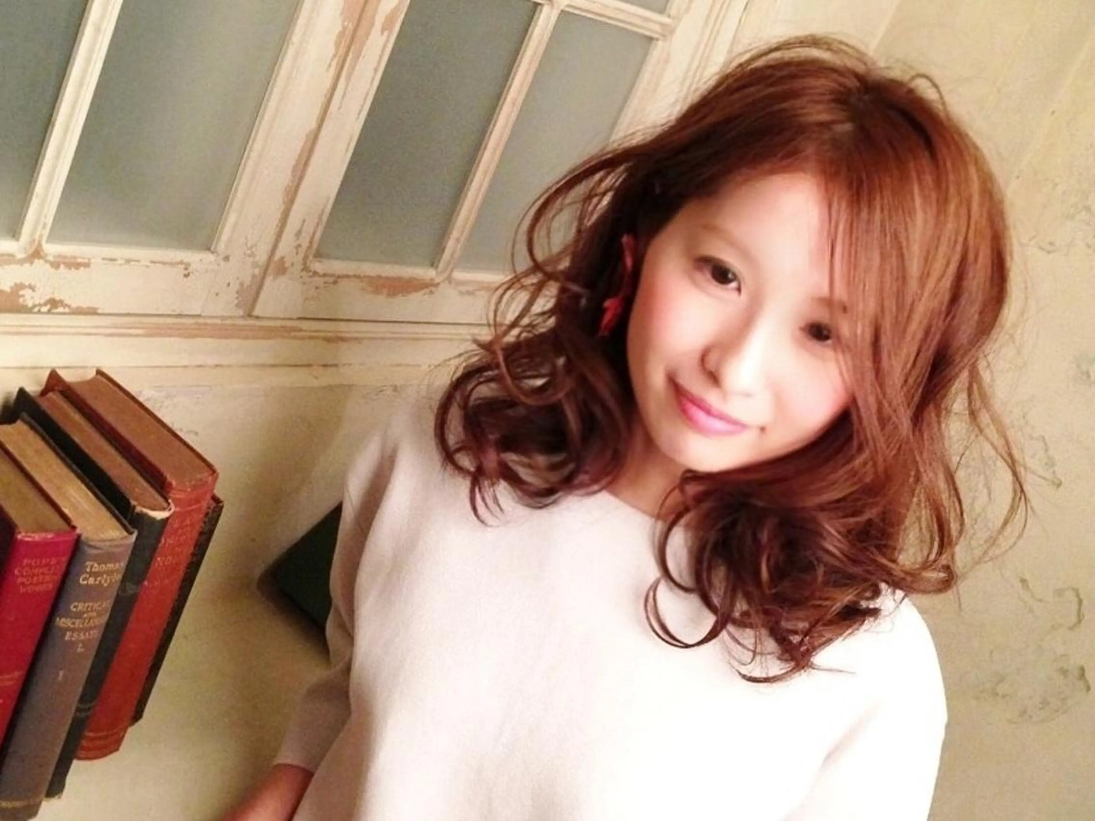 ミディアム セミロング カラー Euphoria 【ユーフォリア】のヘアスタイル