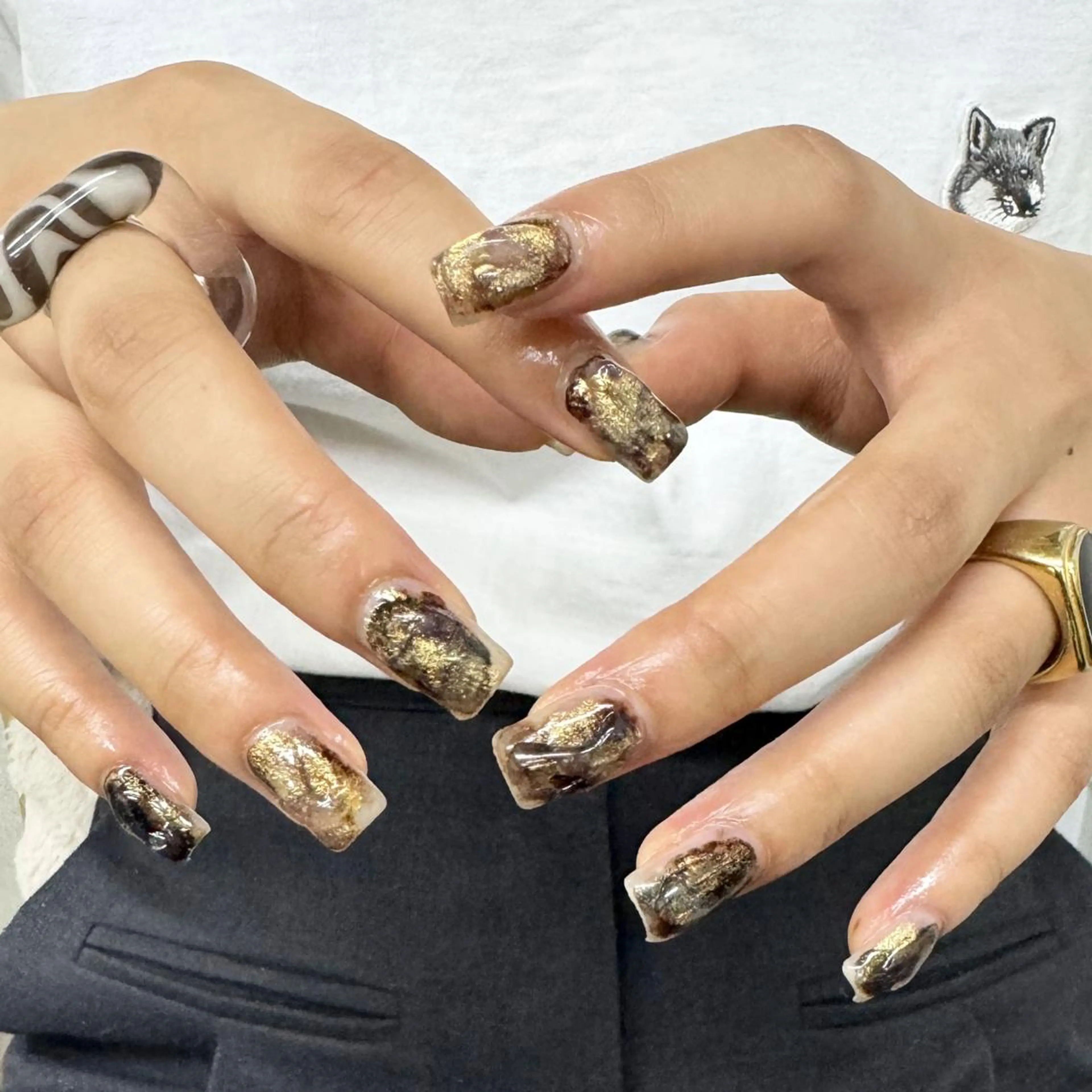 ネイル ジェルネイル 韓国ネイル ニュアンスネイル ワンホンネイル nailstudio eviz新宿店のネイルデザイン