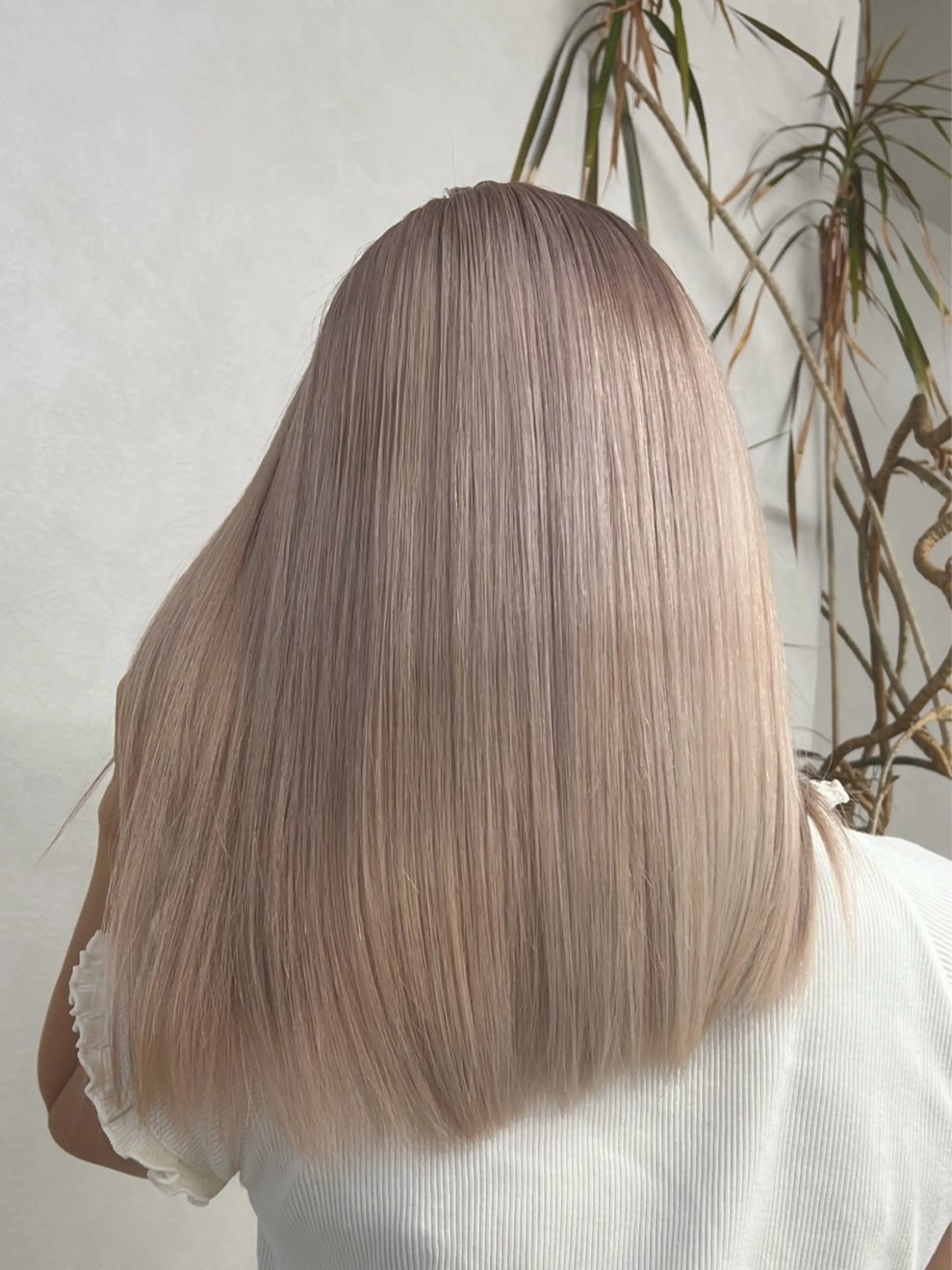 セミロング ハイライト トリートメント カット ヘアカラー 🌷かわばた めい🌷のヘアスタイル