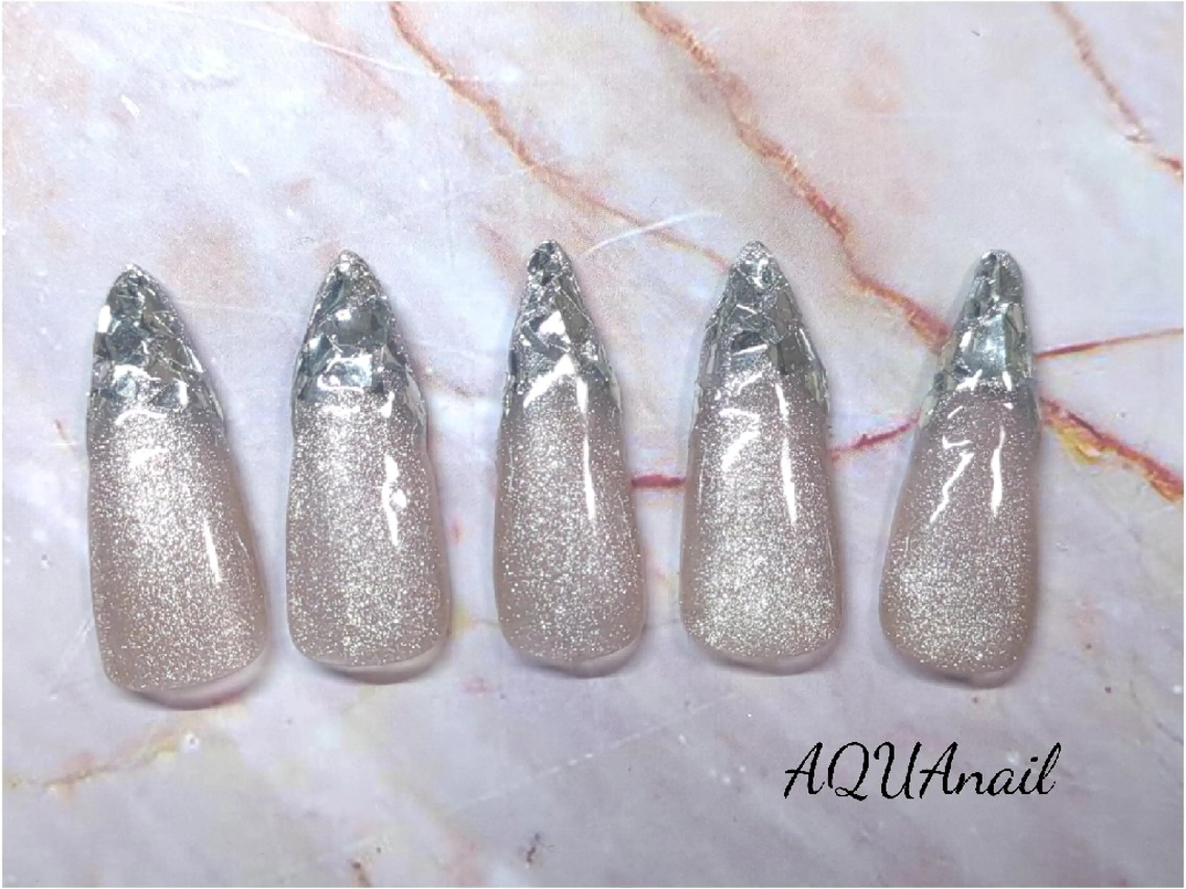 ネイル フレンチネイル ガラスフレンチ AQUA nailのネイルデザイン