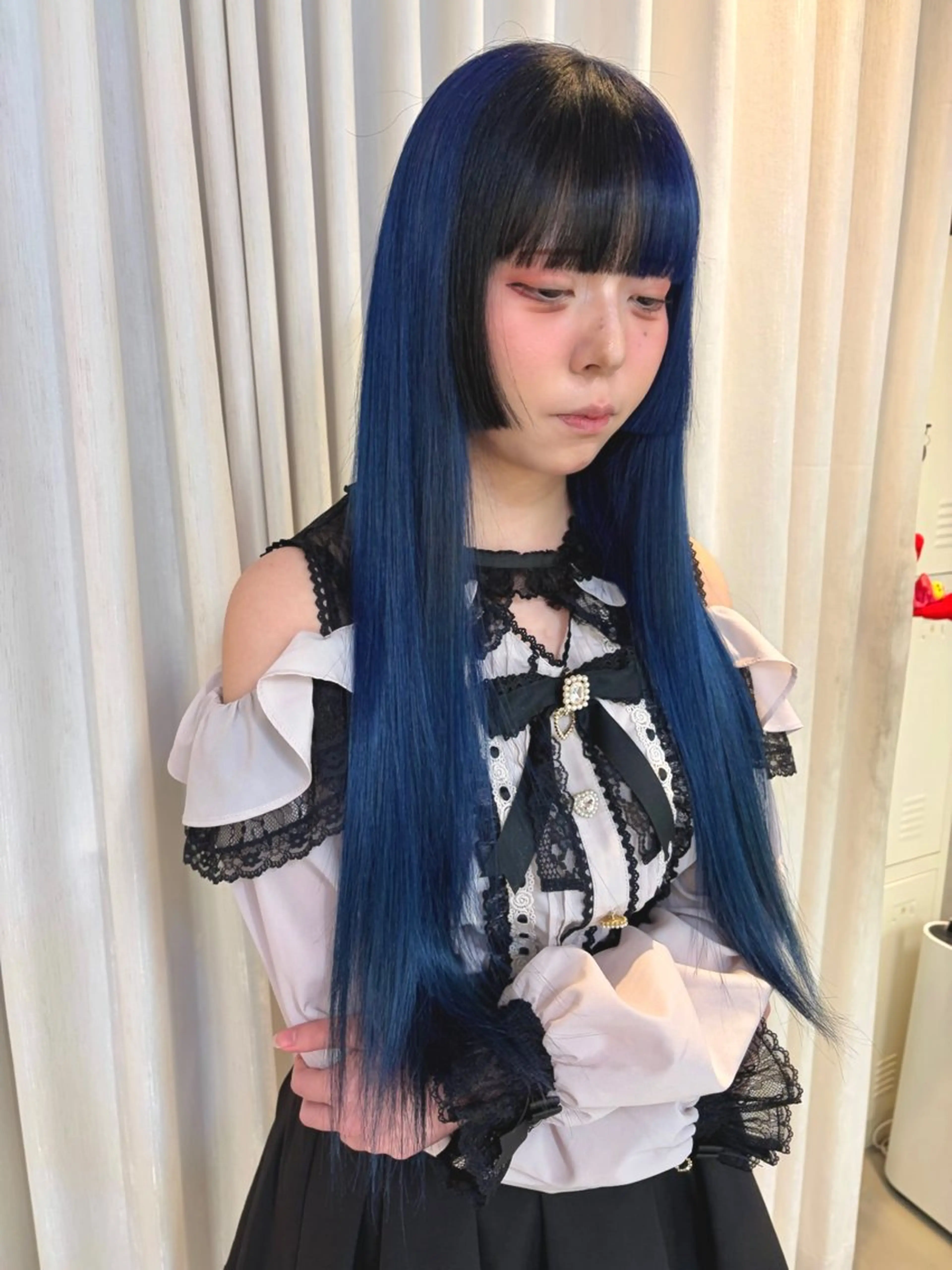 ロング カラー ブルーカラー デザインカラー ヘアカラー 安井まゆ _Box mico.のヘアスタイル