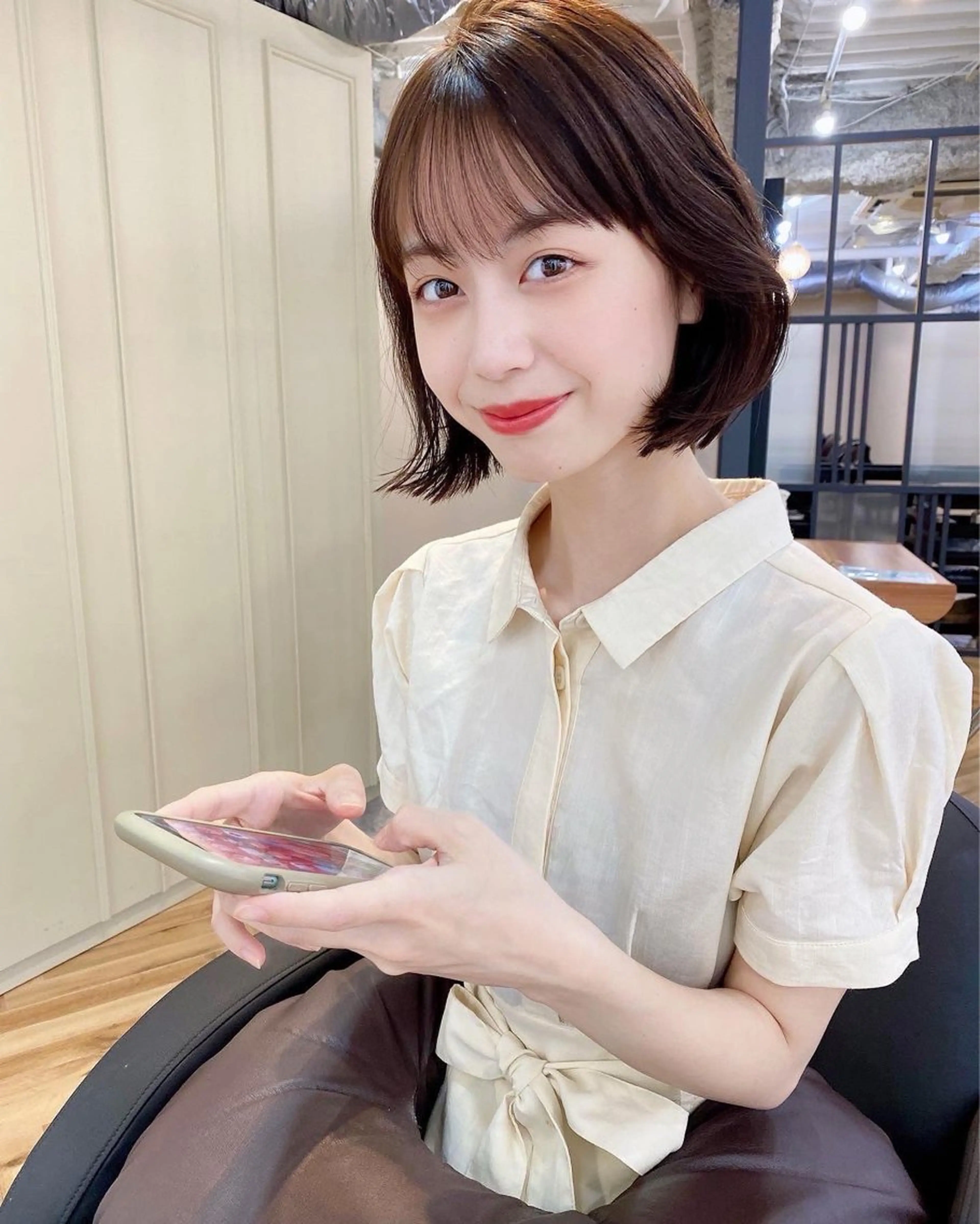 ショート ボブ 韓国風ヘア 鎌倉 彩のヘアスタイル