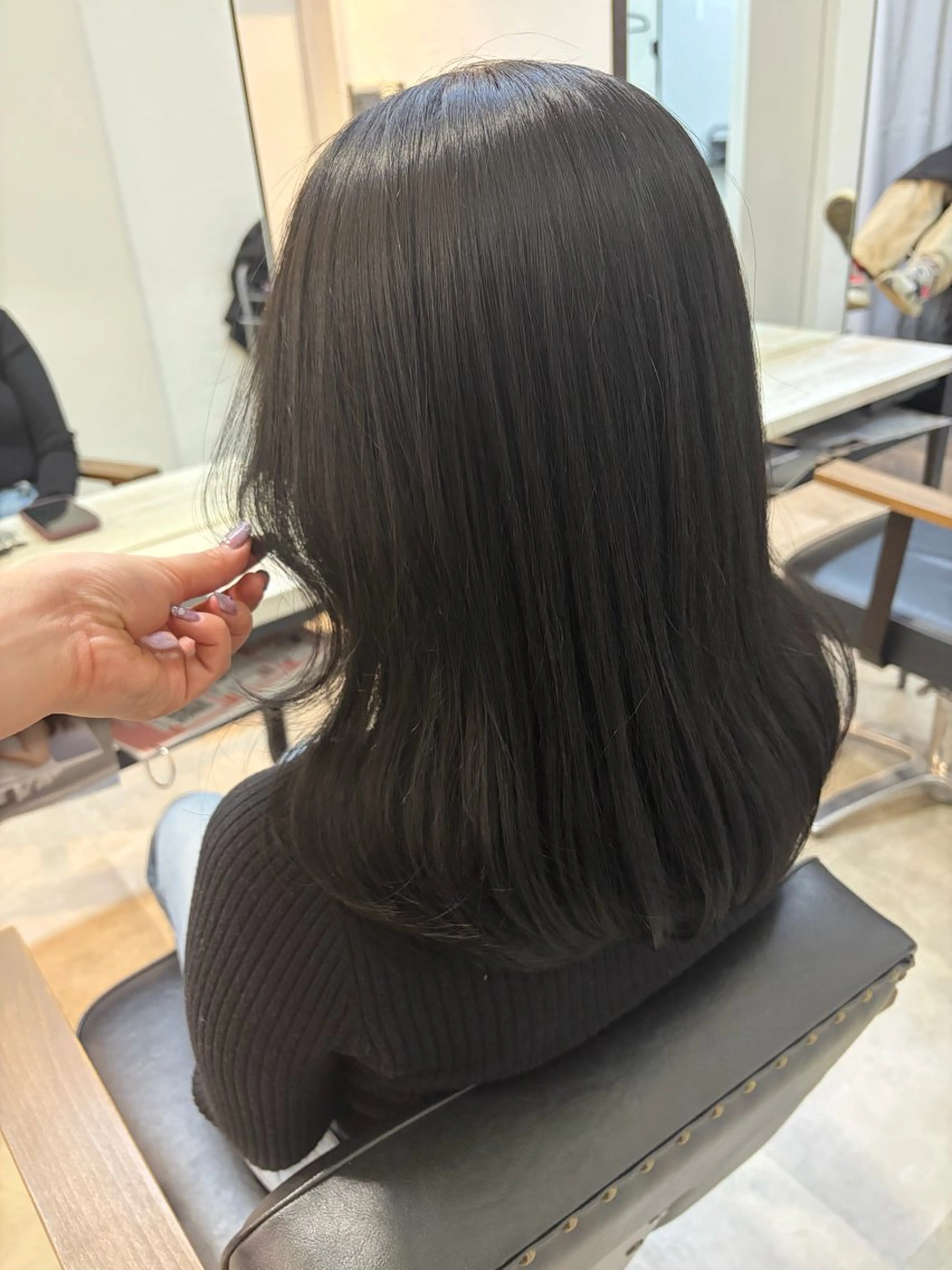 ミディアム カラー 🥀韓国ヘア🥀 宮津真菜のヘアスタイル