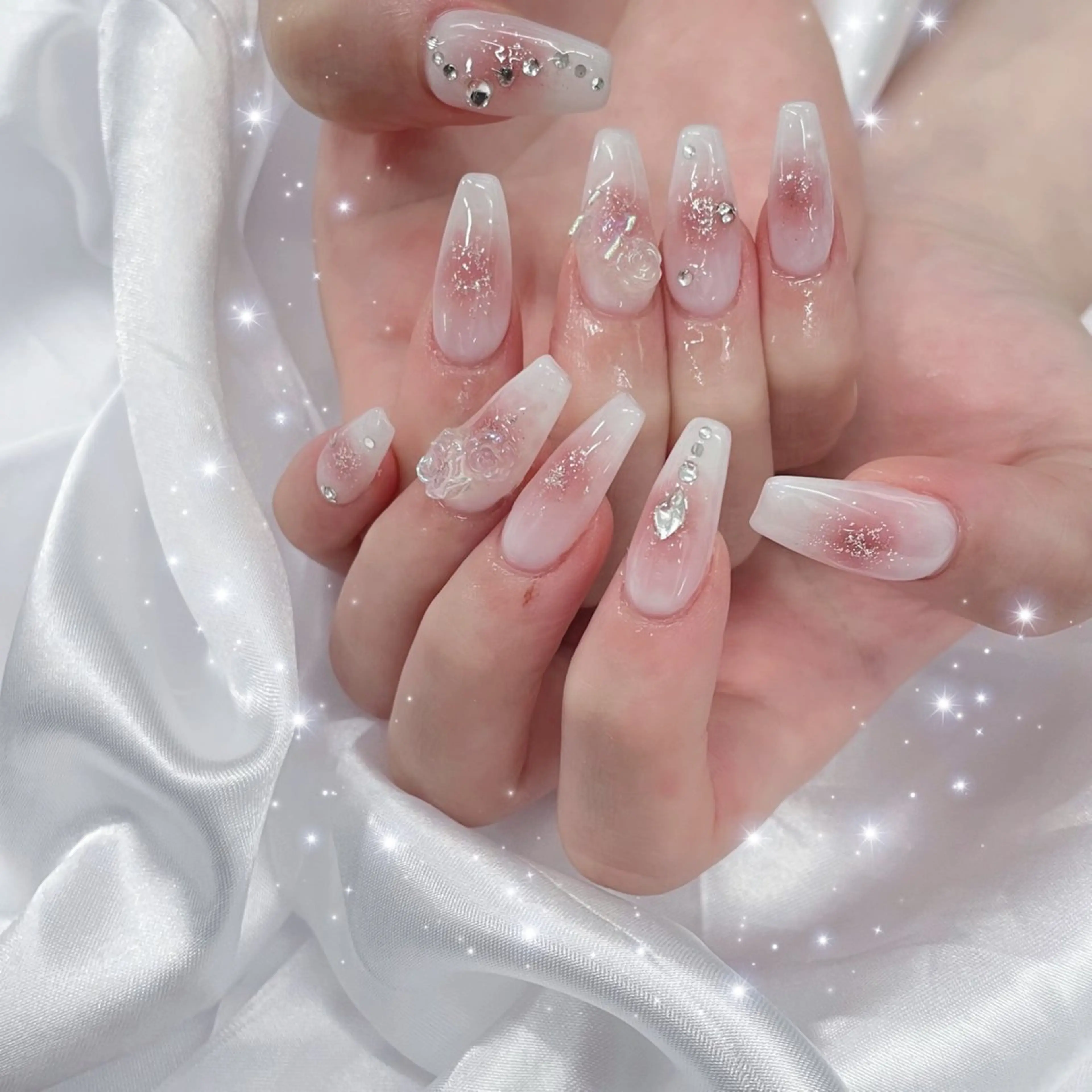 ネイル チークネイル ワンホンネイル ハンドネイル 💕WOLTOKYO 池袋💕maiのネイルデザイン