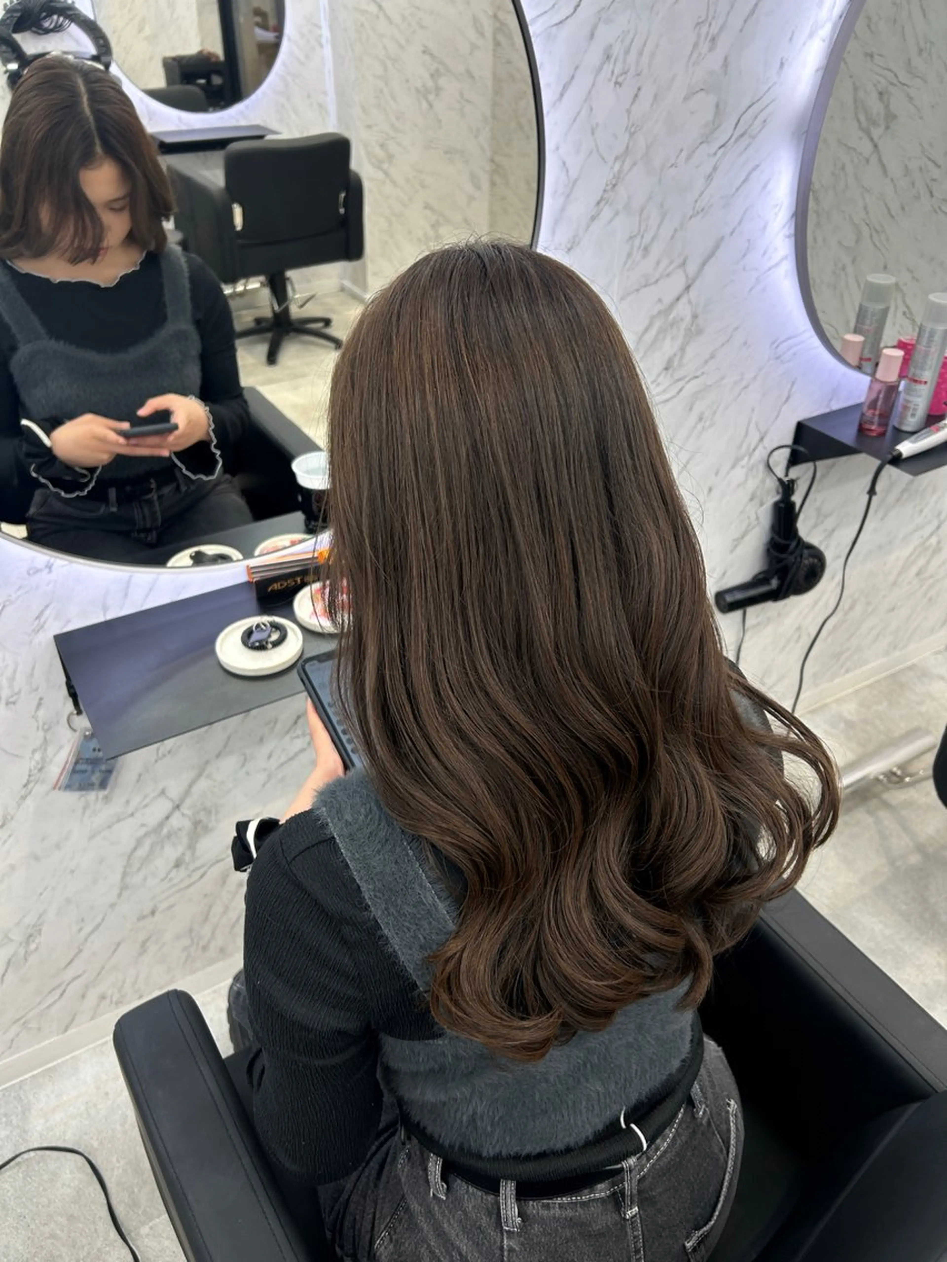 ロング カラー ベージュカラー オリーブベージュ ヘアカラー トリートメント カット¥1100 ✂️MIUのヘアスタイル