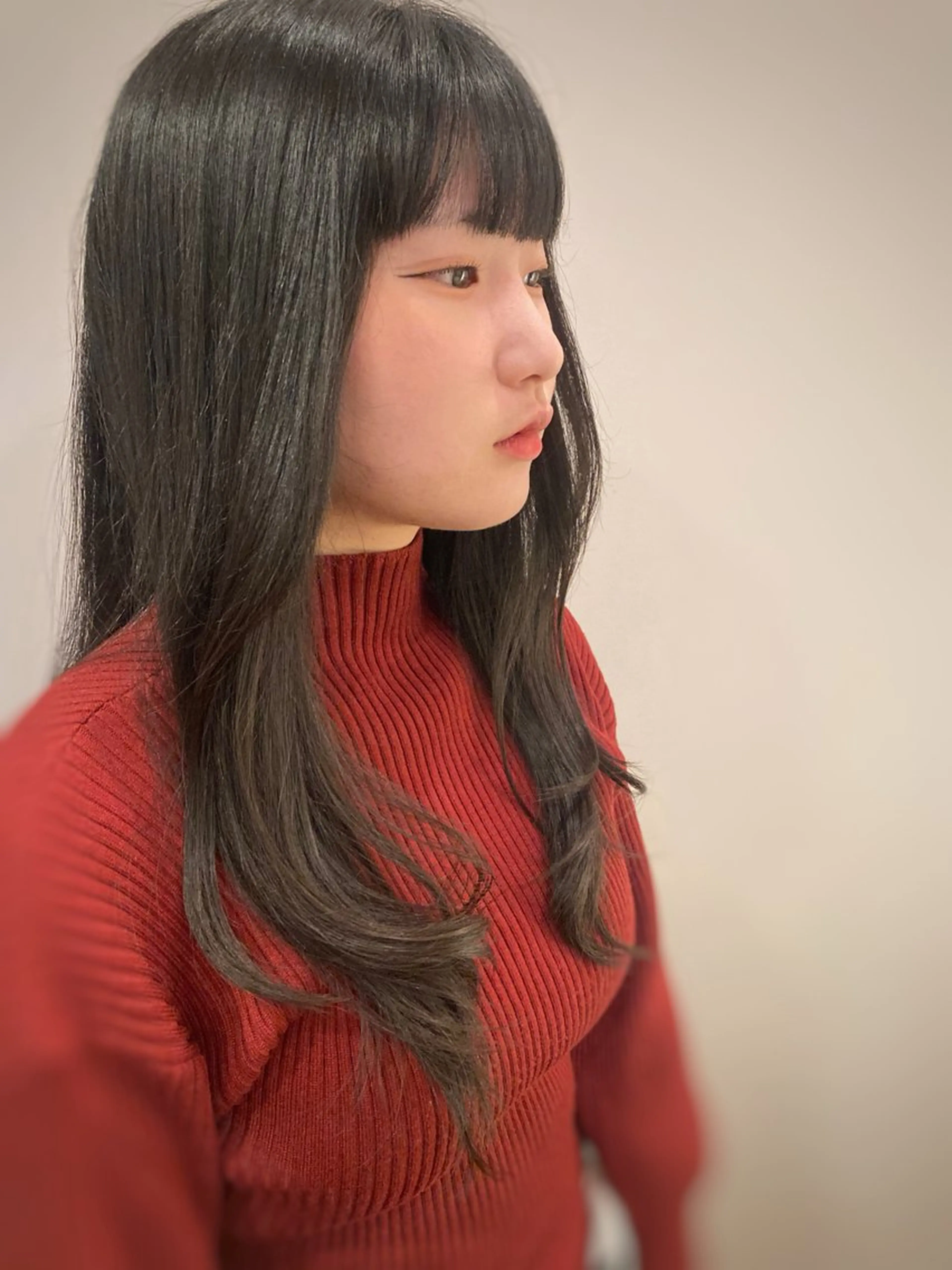 ロング レイヤーカット ロング 谷口 幸衣のヘアスタイル