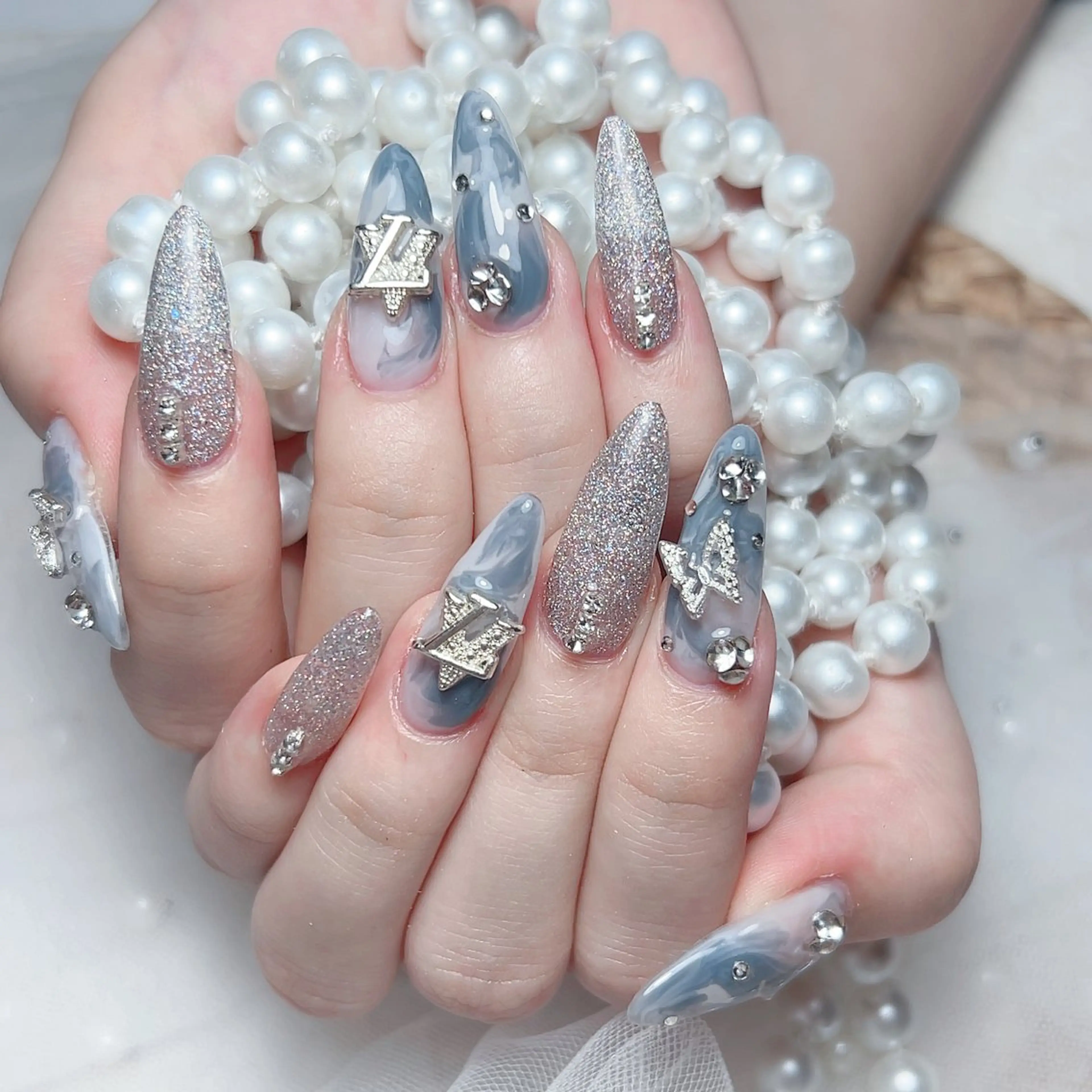 ネイル M🌷nail 長さだし専門店のネイルデザイン