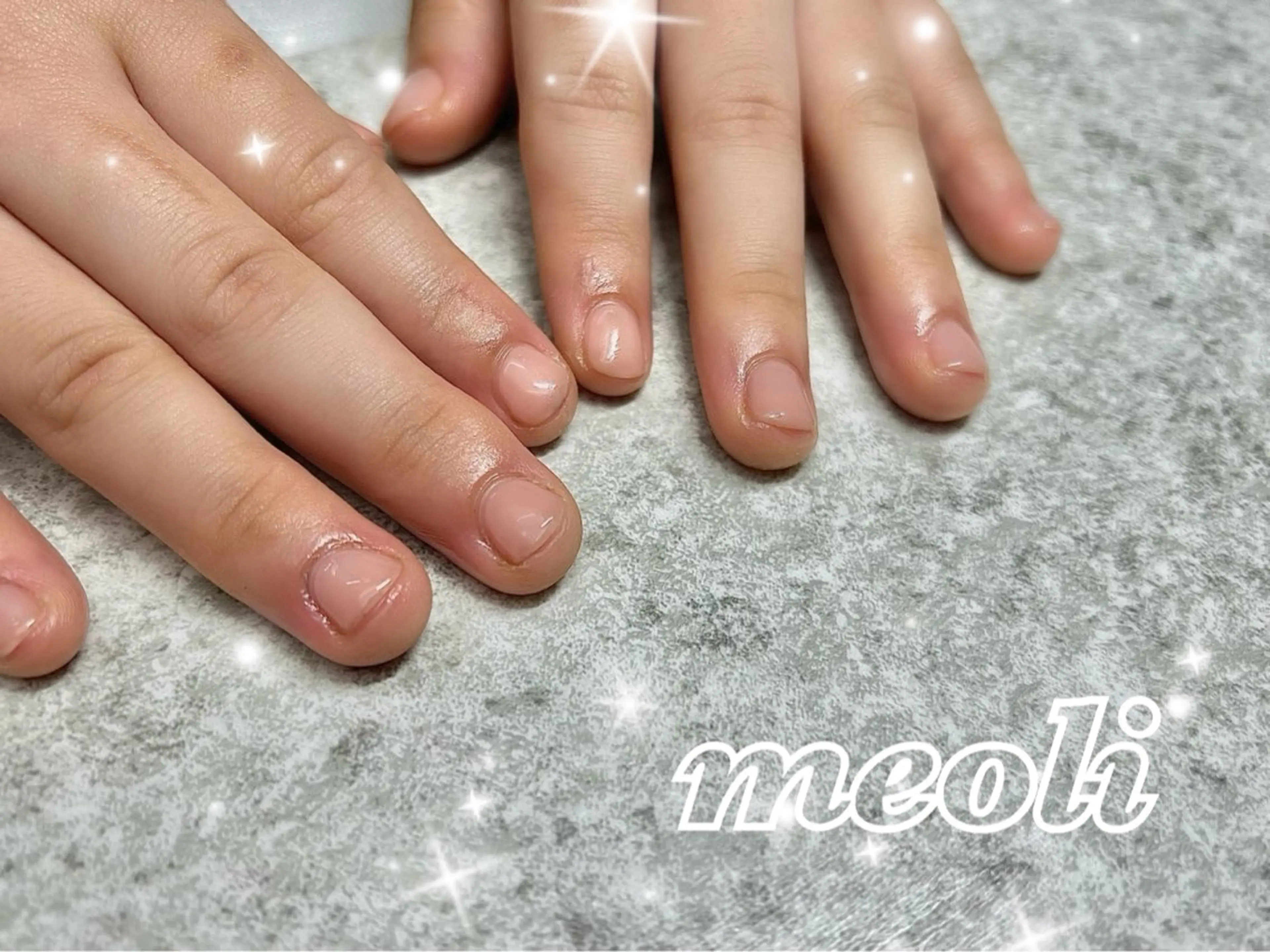 ネイル オレンジ ピンク シンプルネイル ハンドネイル nail salon meoli　アヤのネイルデザイン