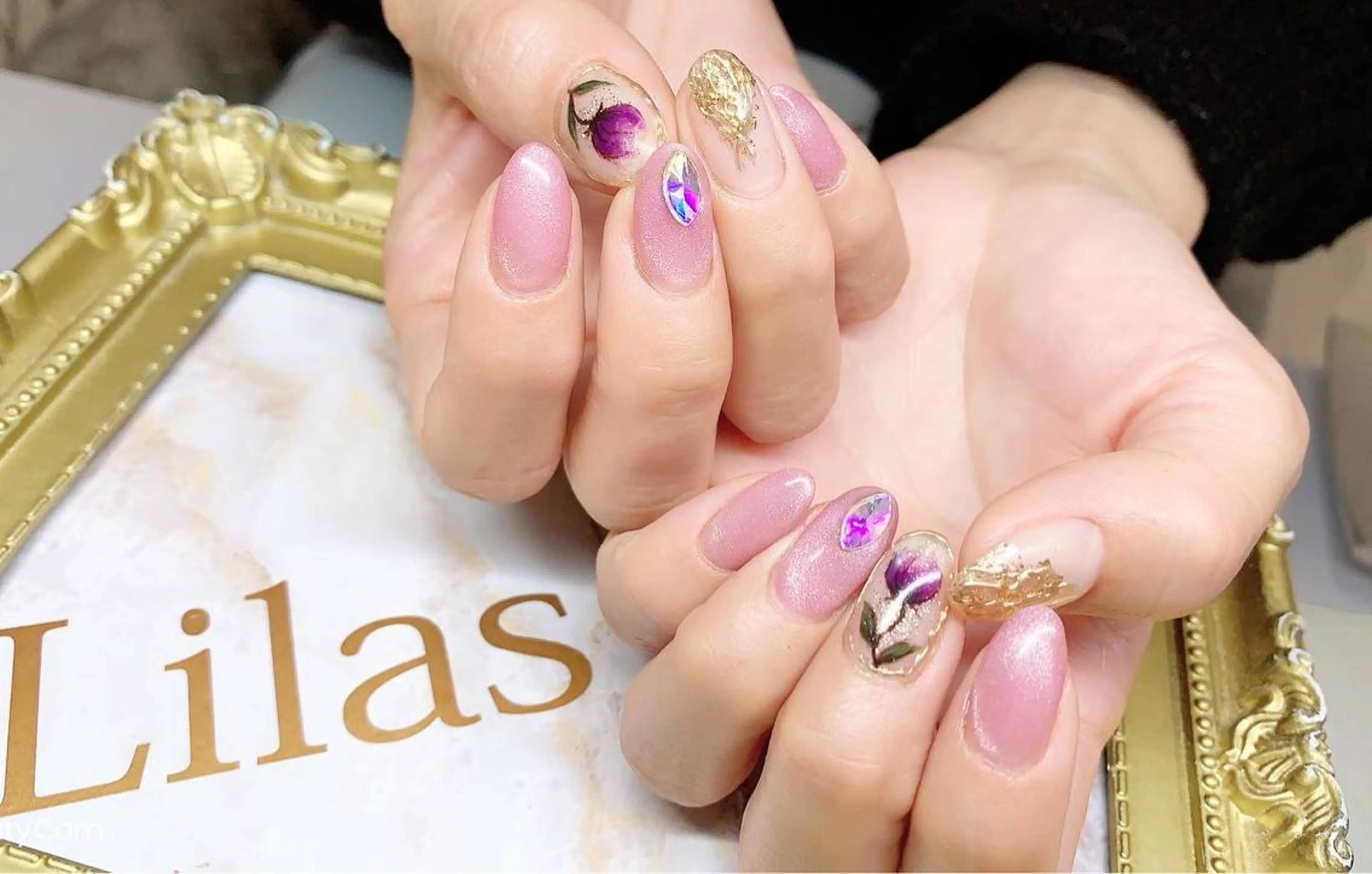ネイル ジェルネイル ハードジェル キラキラネイル ロングネイル ニュアンスネイル Lilas Nailのネイルデザイン