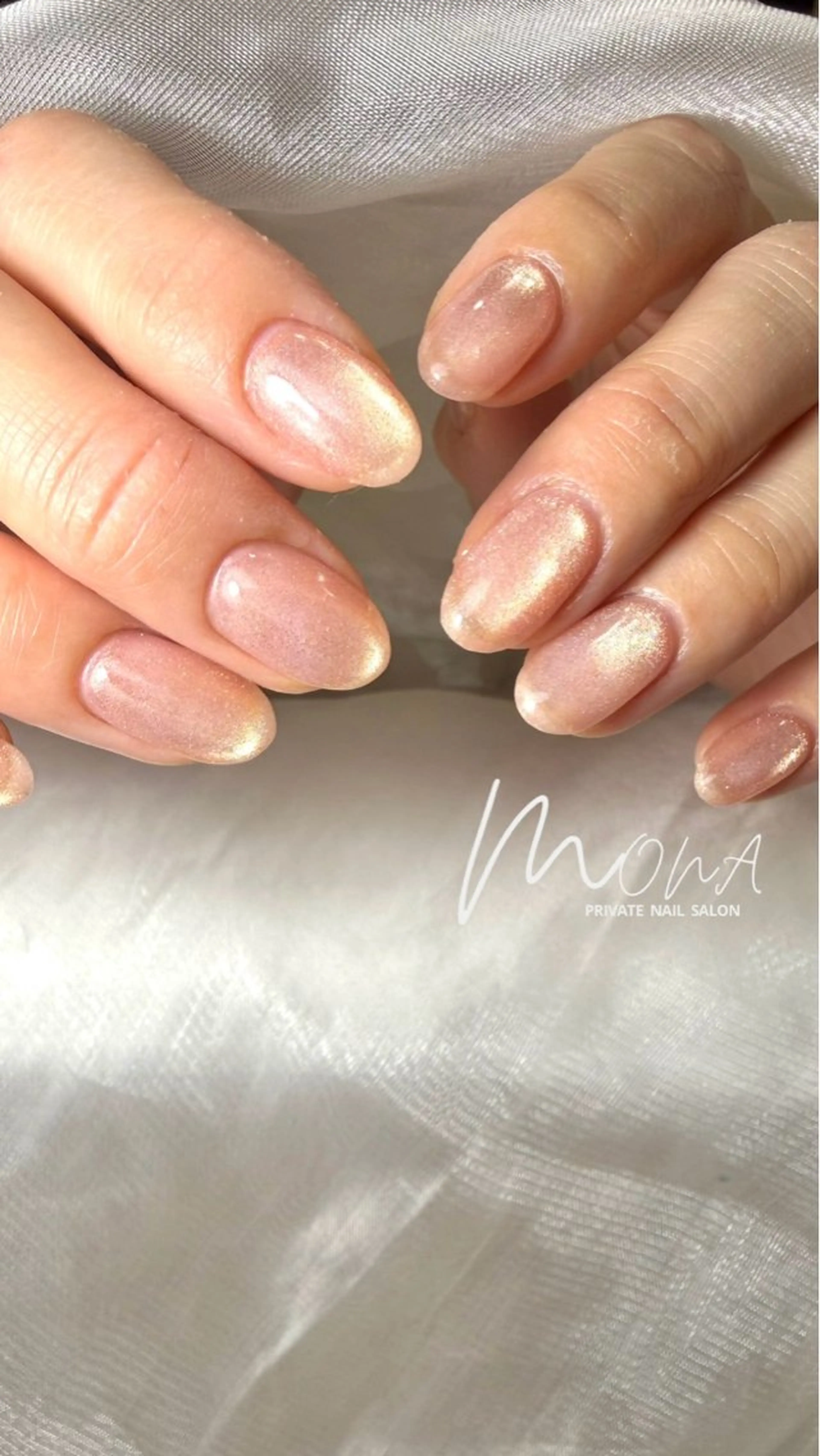 ネイル マグネットネイル シンプルネイル ハンドネイル Nailsalon MONA.のネイルデザイン