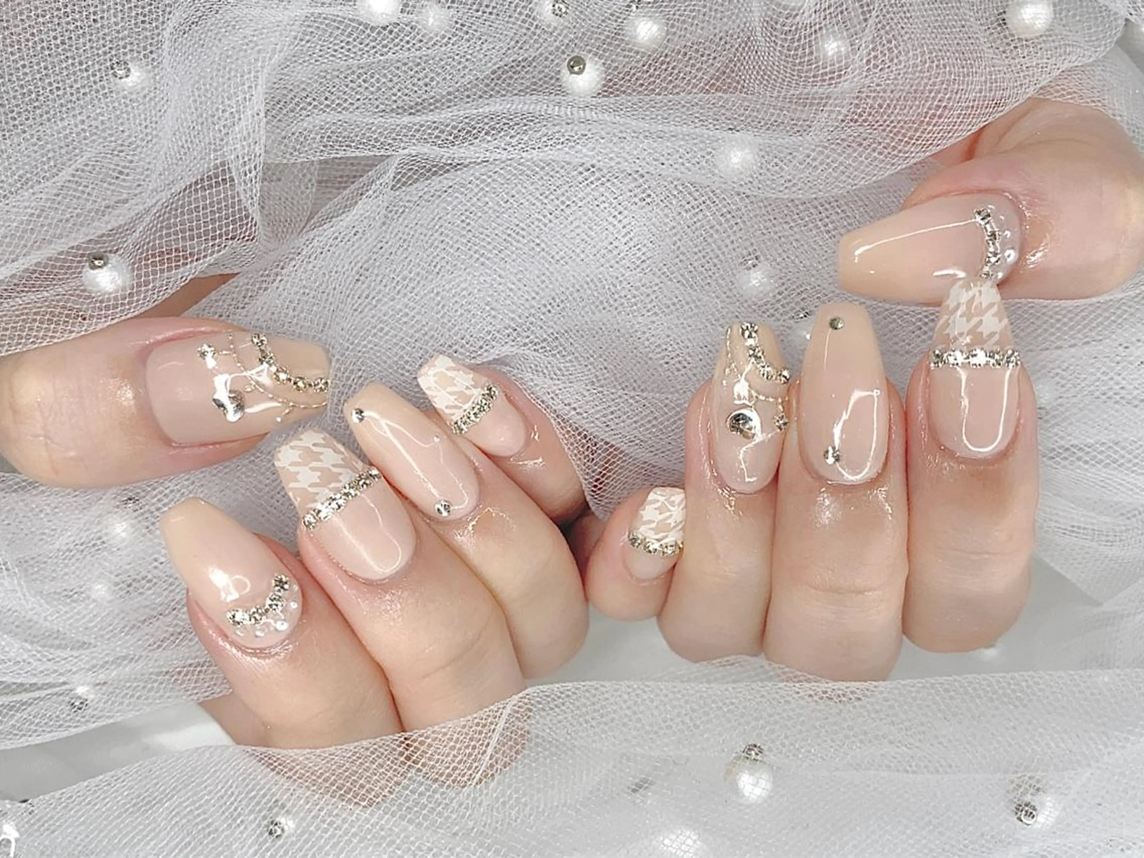 ネイル I-nailロング /ワンホン/キラキラのネイルデザイン