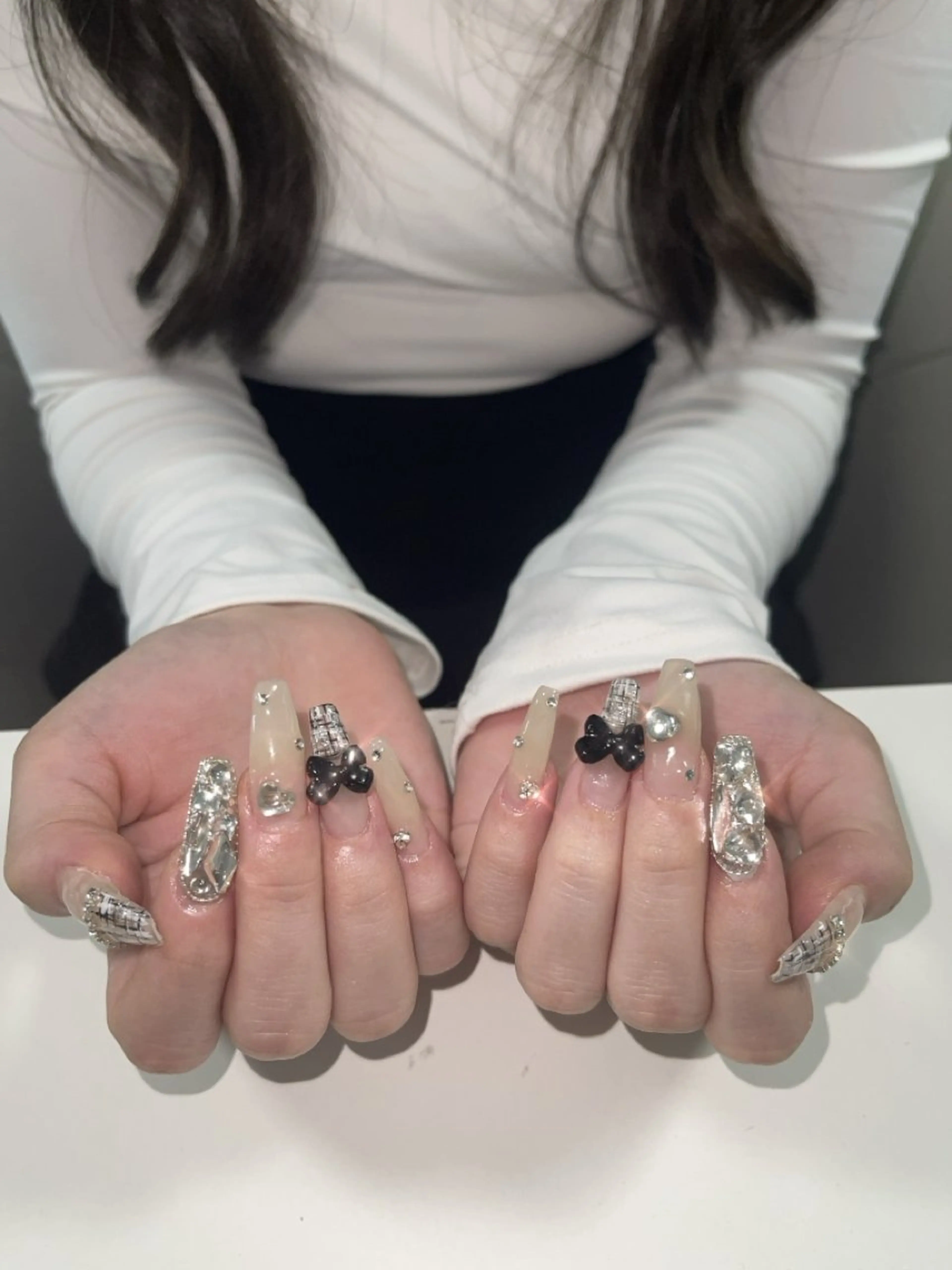 ネイル アートネイル キラキラネイル ラメ(グリッター) マグネットネイル シンプルネイル ハンドネイル Kitty Nailのネイルデザイン