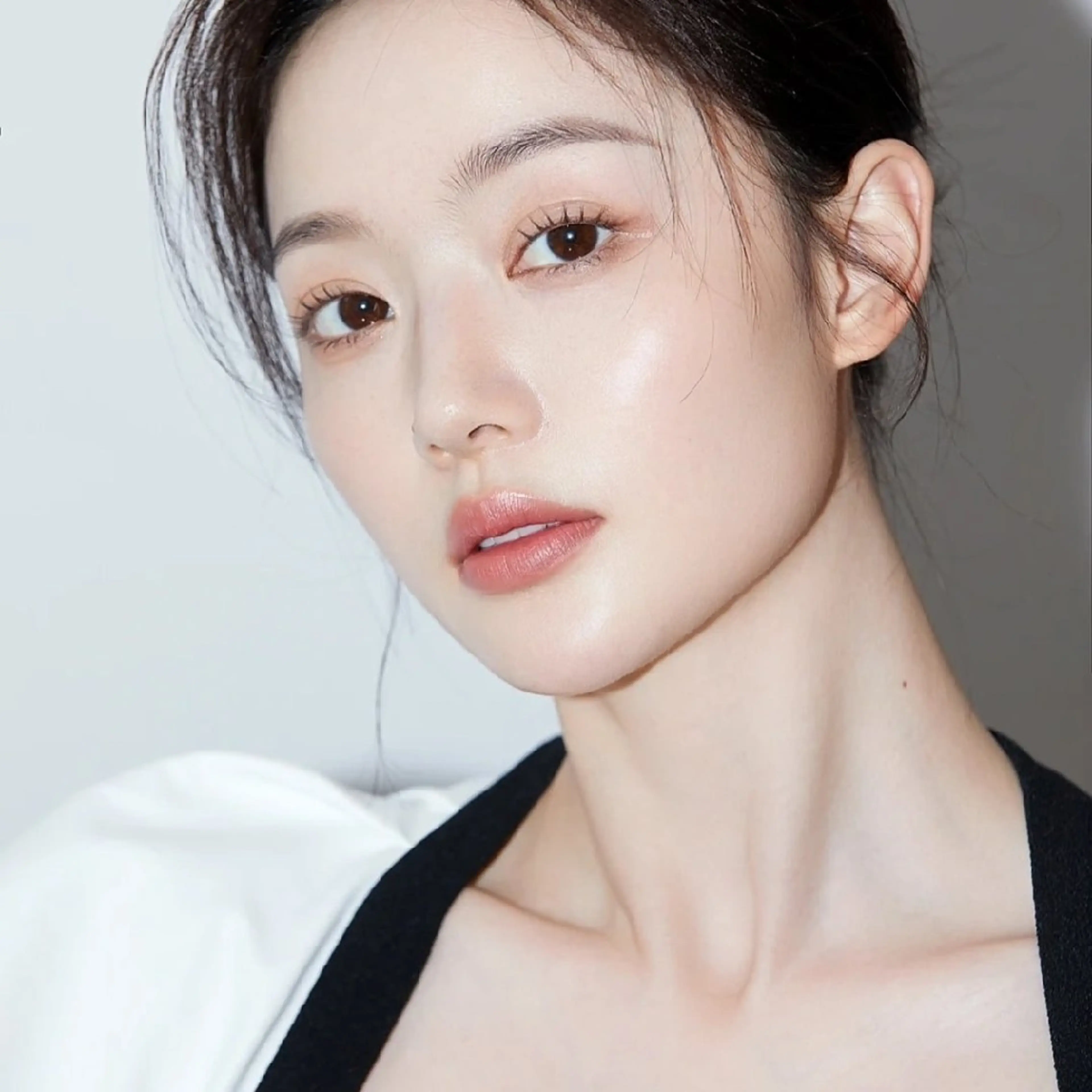 ネイル ブライダルネイル ホワイト aliaハーブ水光店 エステティシャン募集のエステ・リラクイメージ