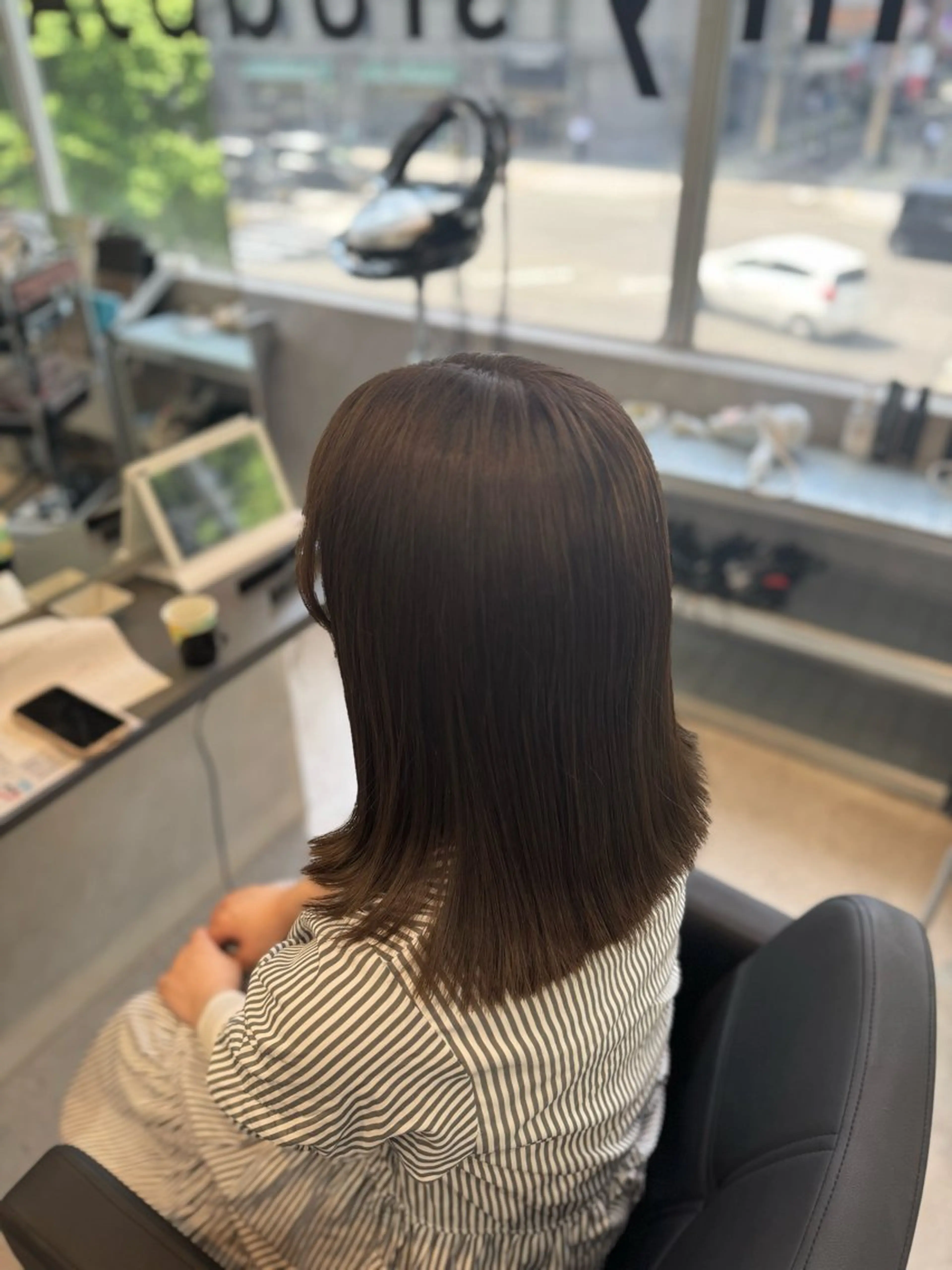 カラー Sakura/ ショート/レイヤーのヘアスタイル