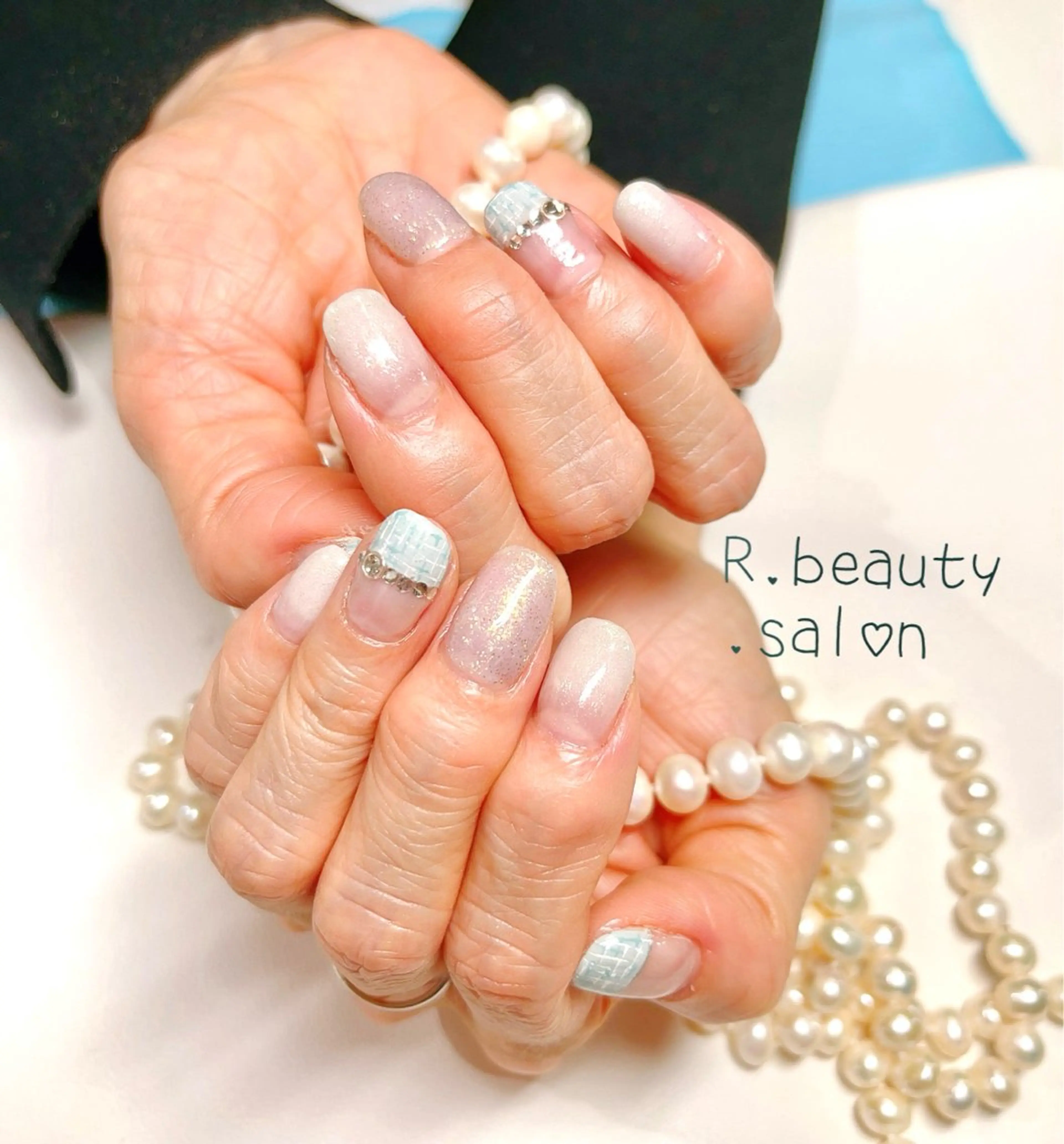 ネイル R.beauty サロンのネイルデザイン