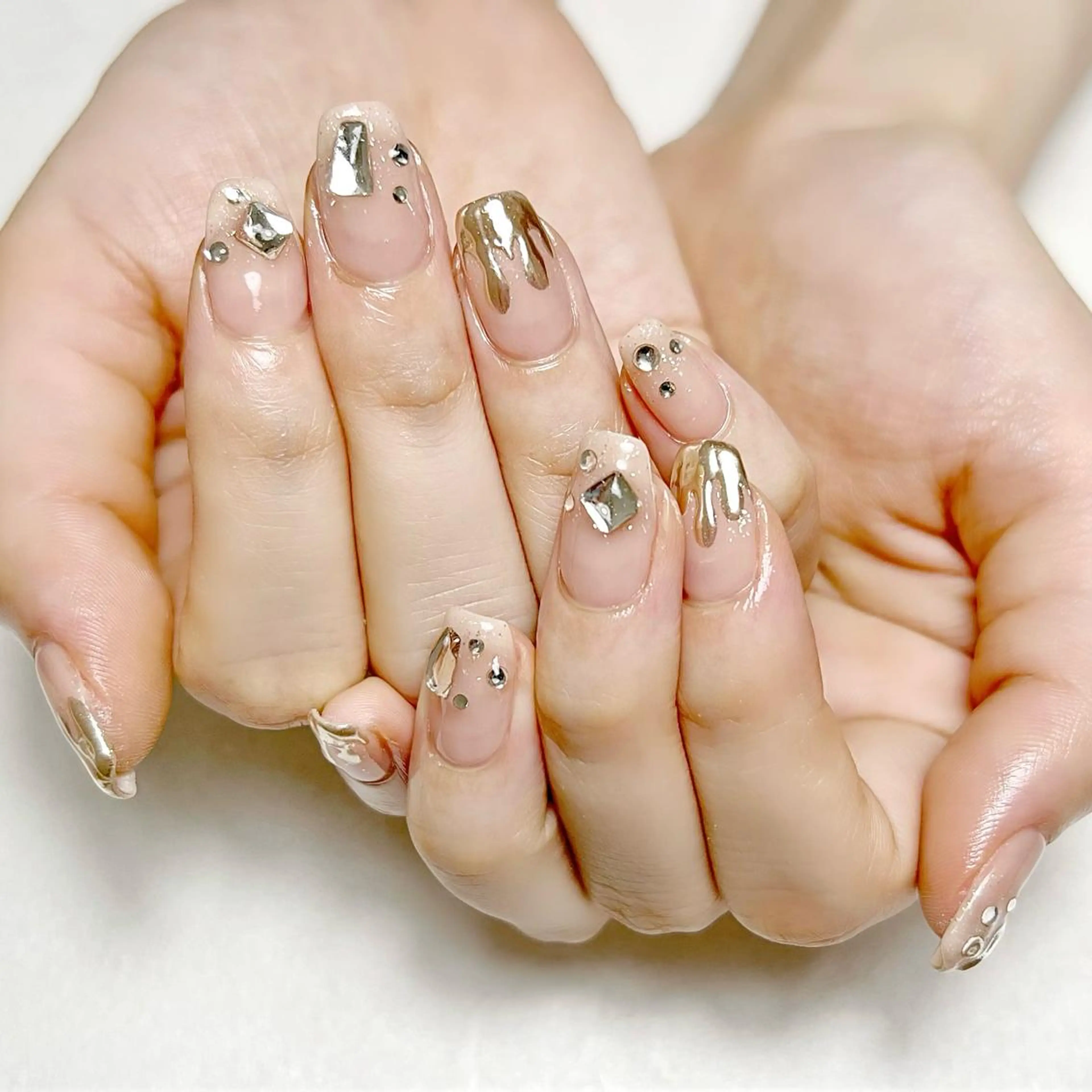 ネイル キラキラネイル ミラーネイル ストーンネイル ワンホンネイル rouse nail RISATOのネイルデザイン