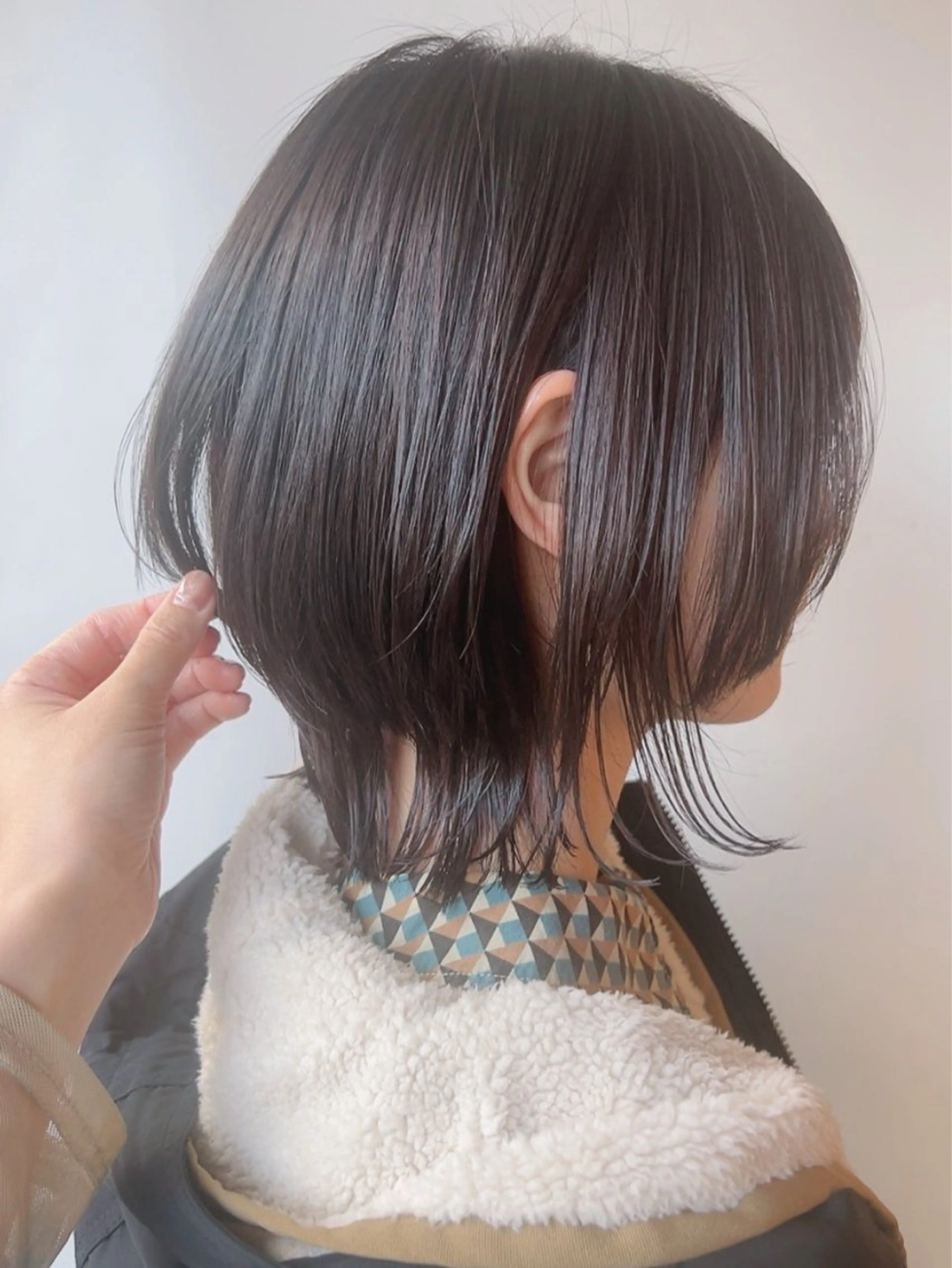 ミディアム カラー ダークグレー ダークグレージュ グレージュ ウルフカット 松岡彩華 ボブ /グレージュのヘアスタイル