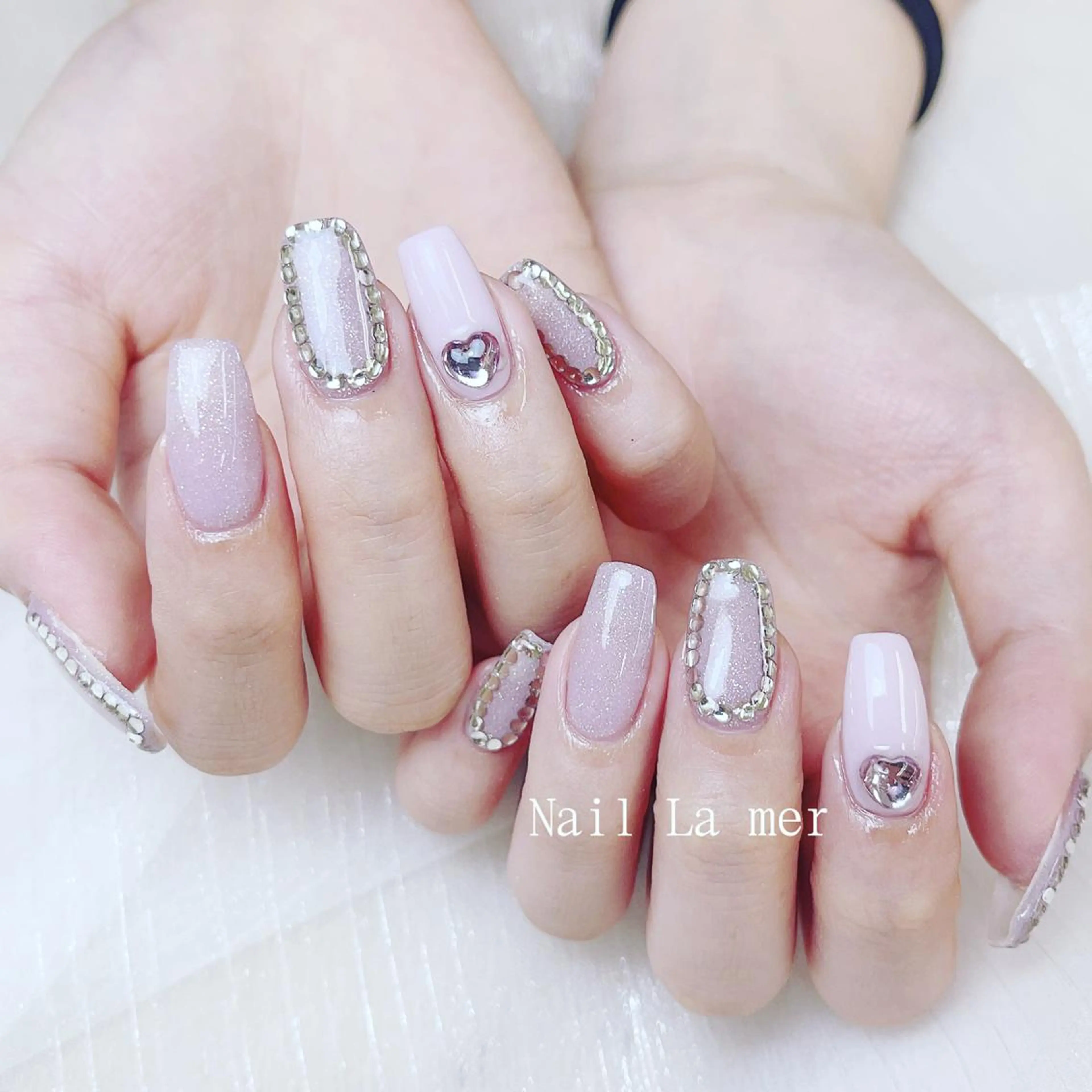 ネイル 🌻 Momoko_のネイルデザイン