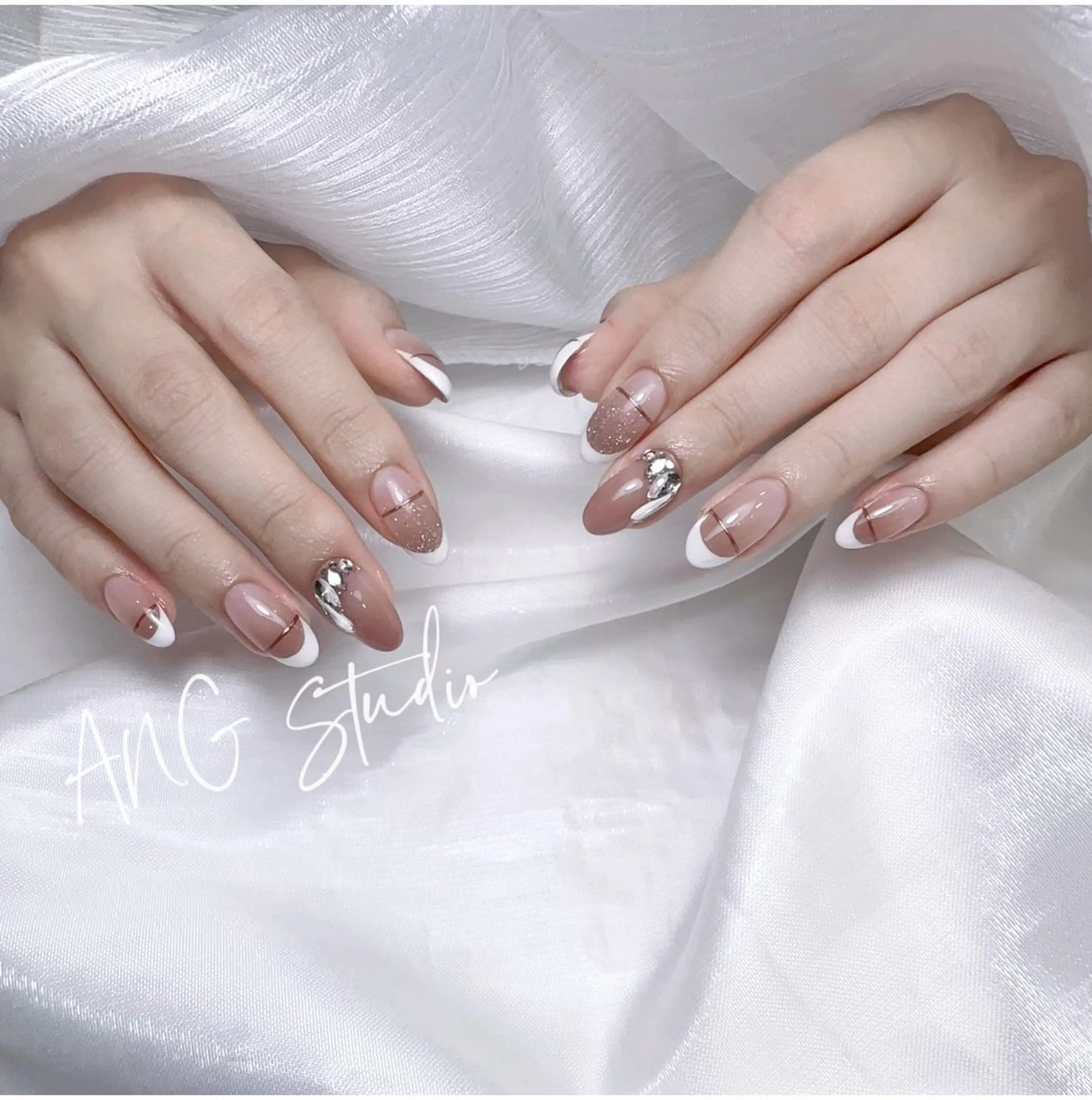 ネイル ハンドネイル ハンドケア ANG Studioのネイルデザイン