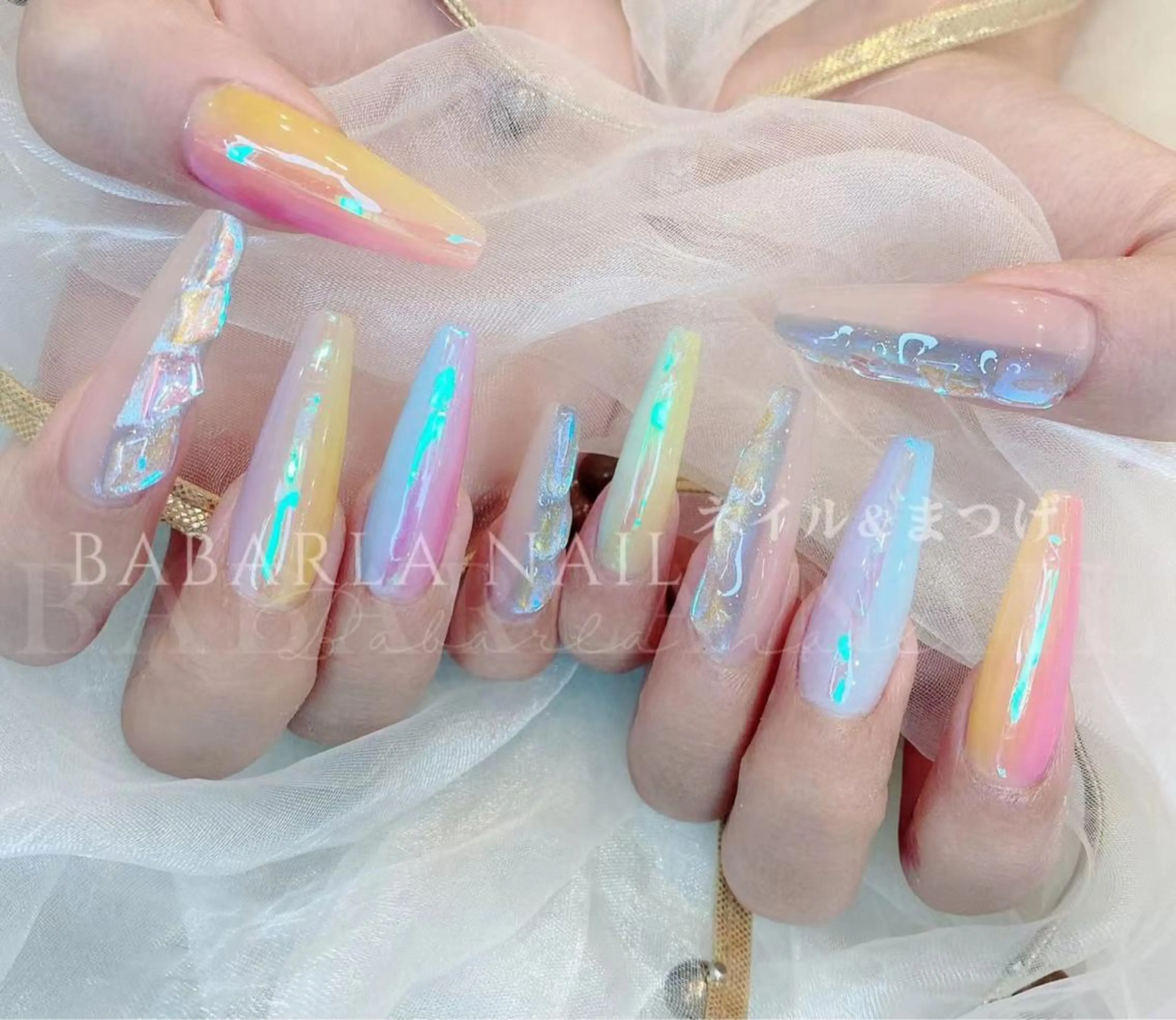 ネイル オーロラネイル Babarla Nailのネイルデザイン