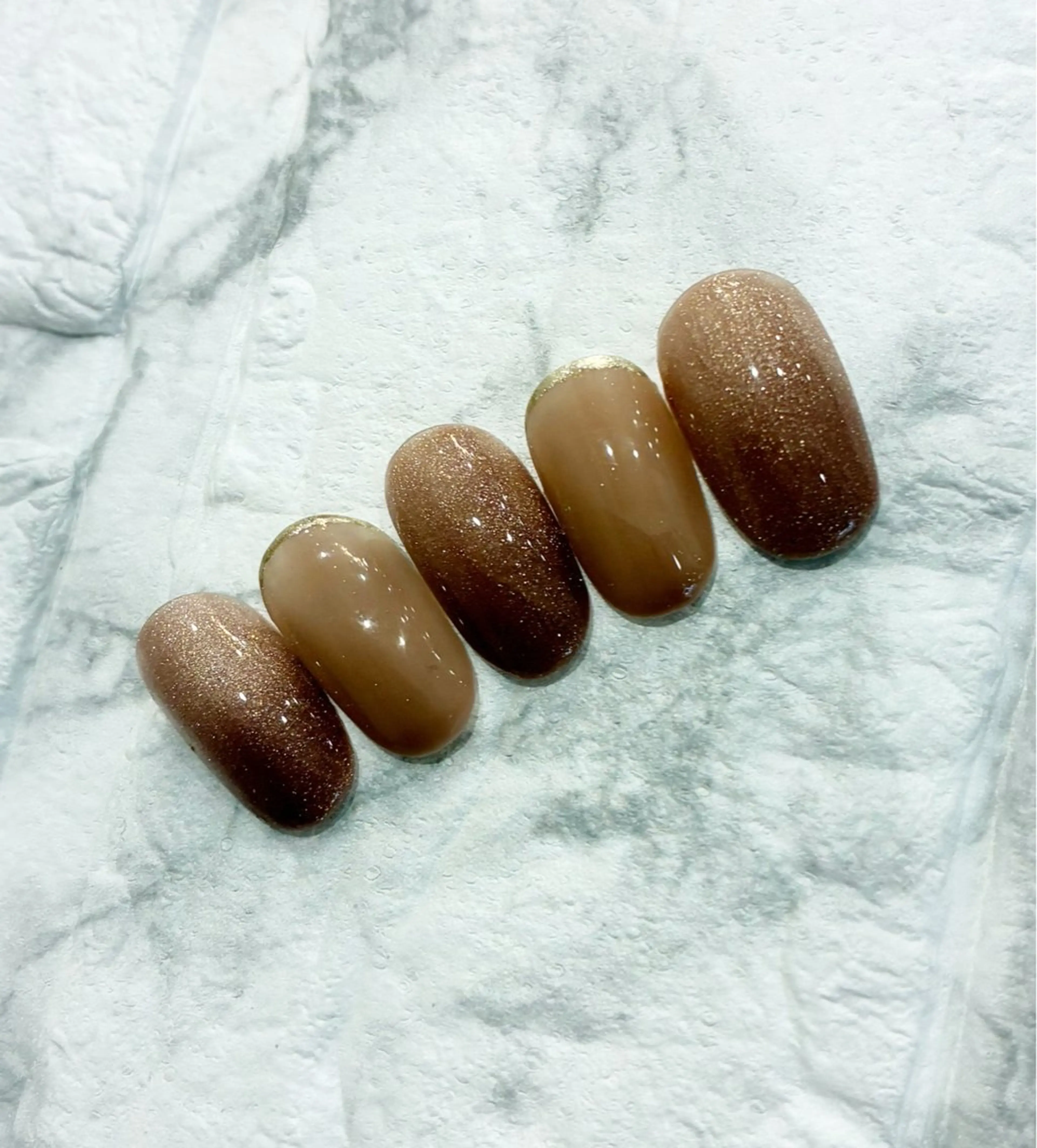 ネイル シンプルネイル 上本 美月のネイルデザイン