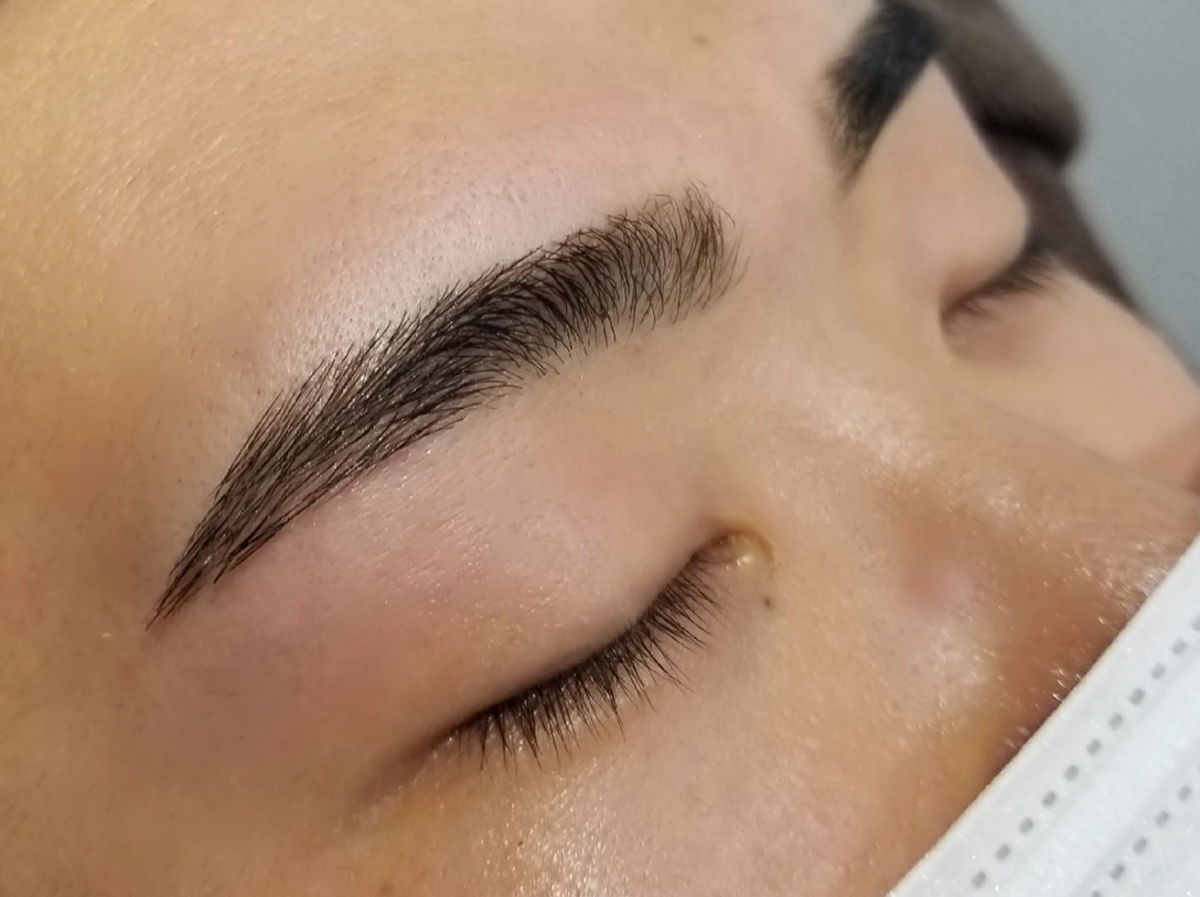 メンズ アイブロウ Dearly【ディアリー】所属・【Dearly】 金城智美のマツエク・マツパデザイン