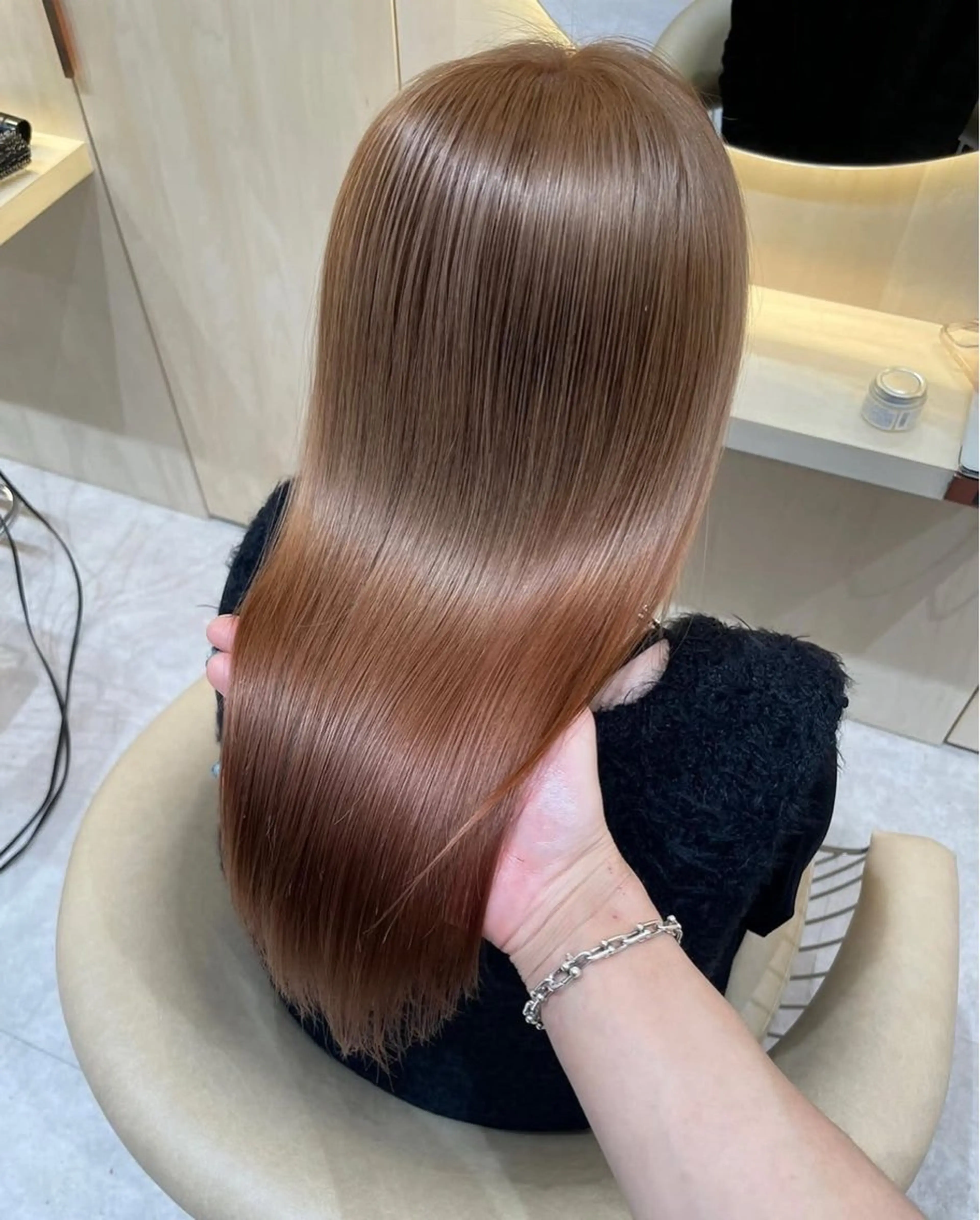 ダメージレス艶カラー✨️+最強補修髪質改善トリートメント💕🔥の写真