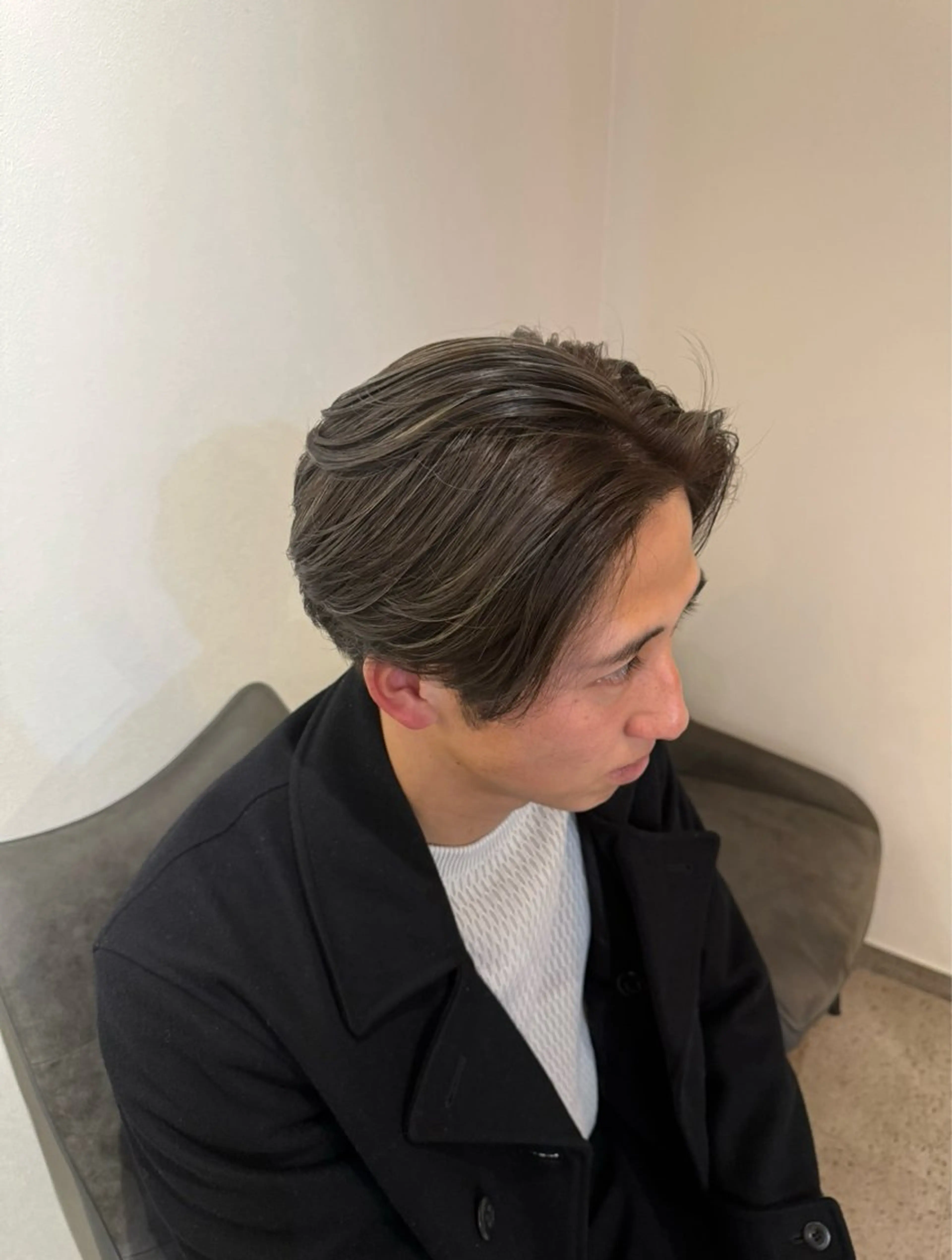 メンズ メンズハイライト 明 (めい)のヘアスタイル