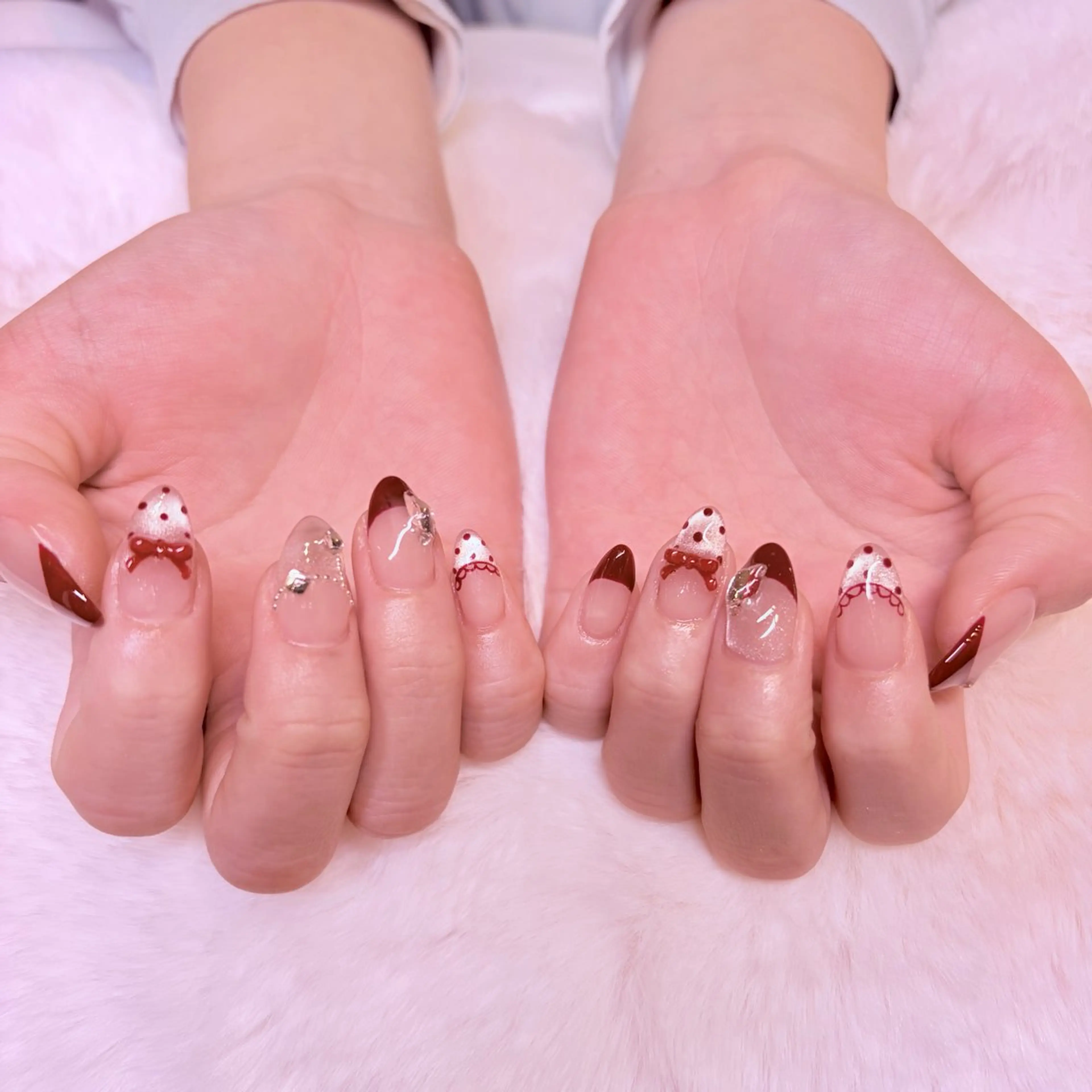 ネイル バレンタイン ハンドネイル nail salon e'mu💐のネイルデザイン