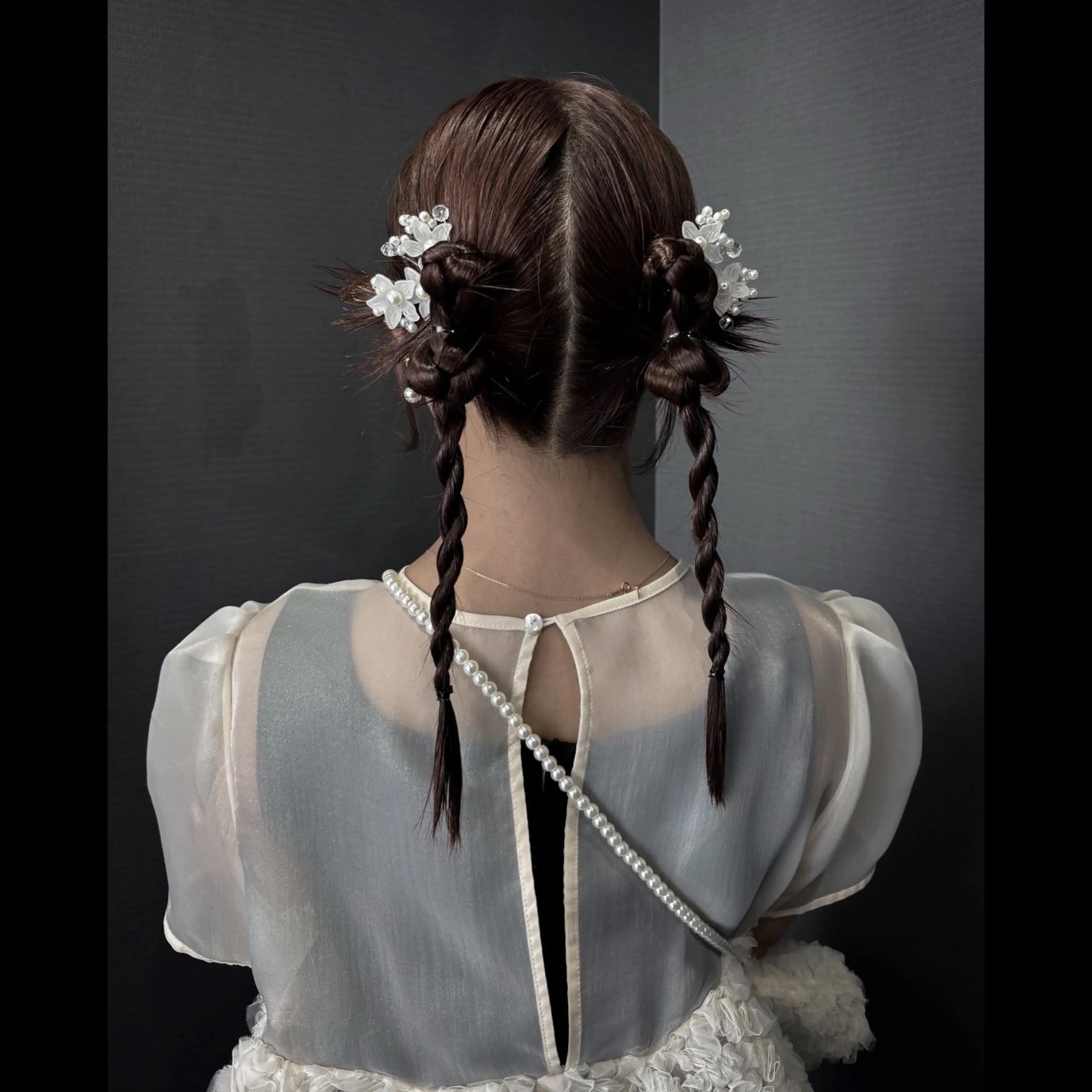 ロング 彩名/透明感カラー/ レイヤーカットのヘアスタイル