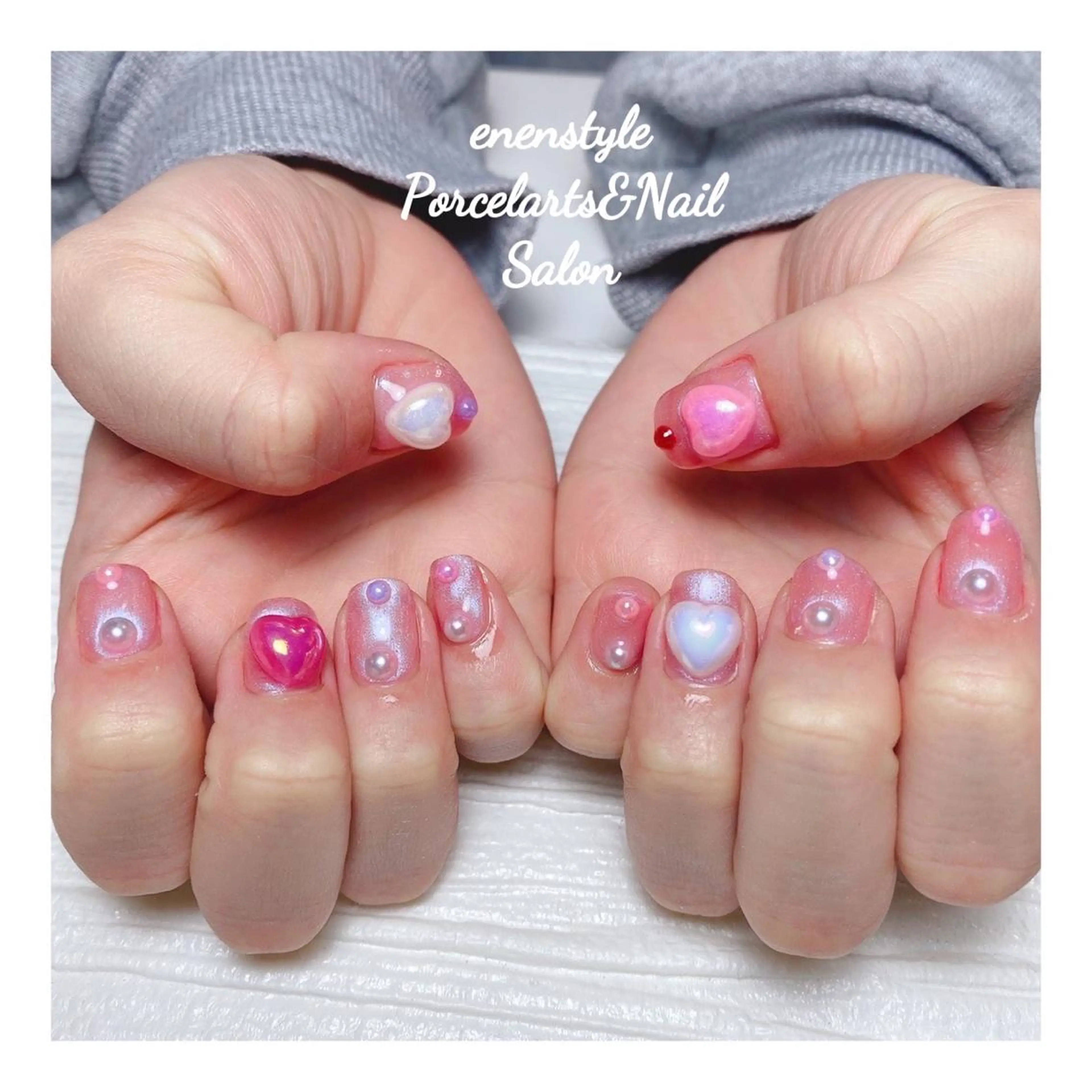 ショート ネイル 👑enen style👑のネイルデザイン