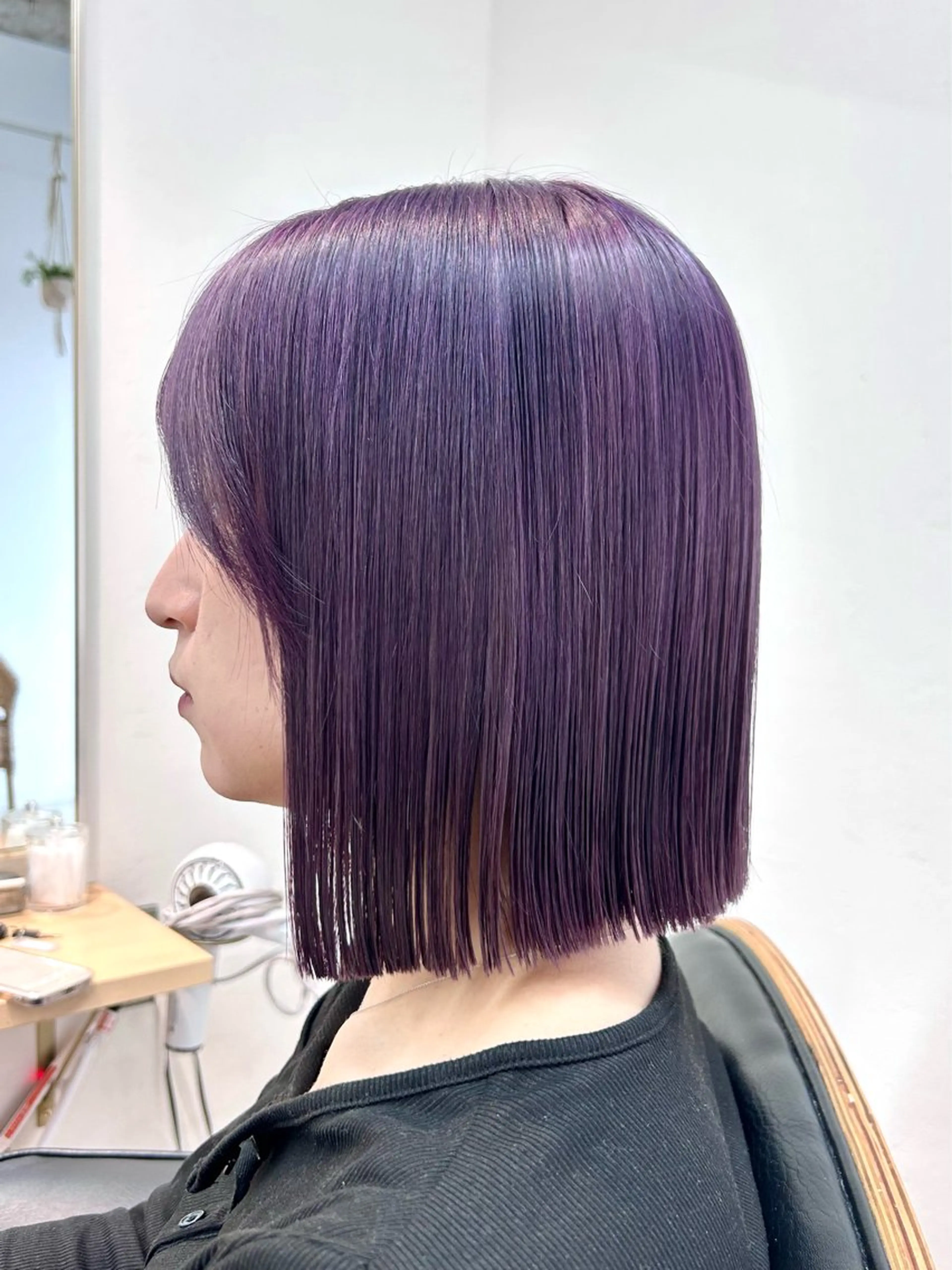 ミディアム カラー ブルーカラー ブルーラベンダー ラベンダーカラー カット ヘアカラー トリートメント 艶カラー/レイヤー/ ハイトーン/まなみのヘアスタイル