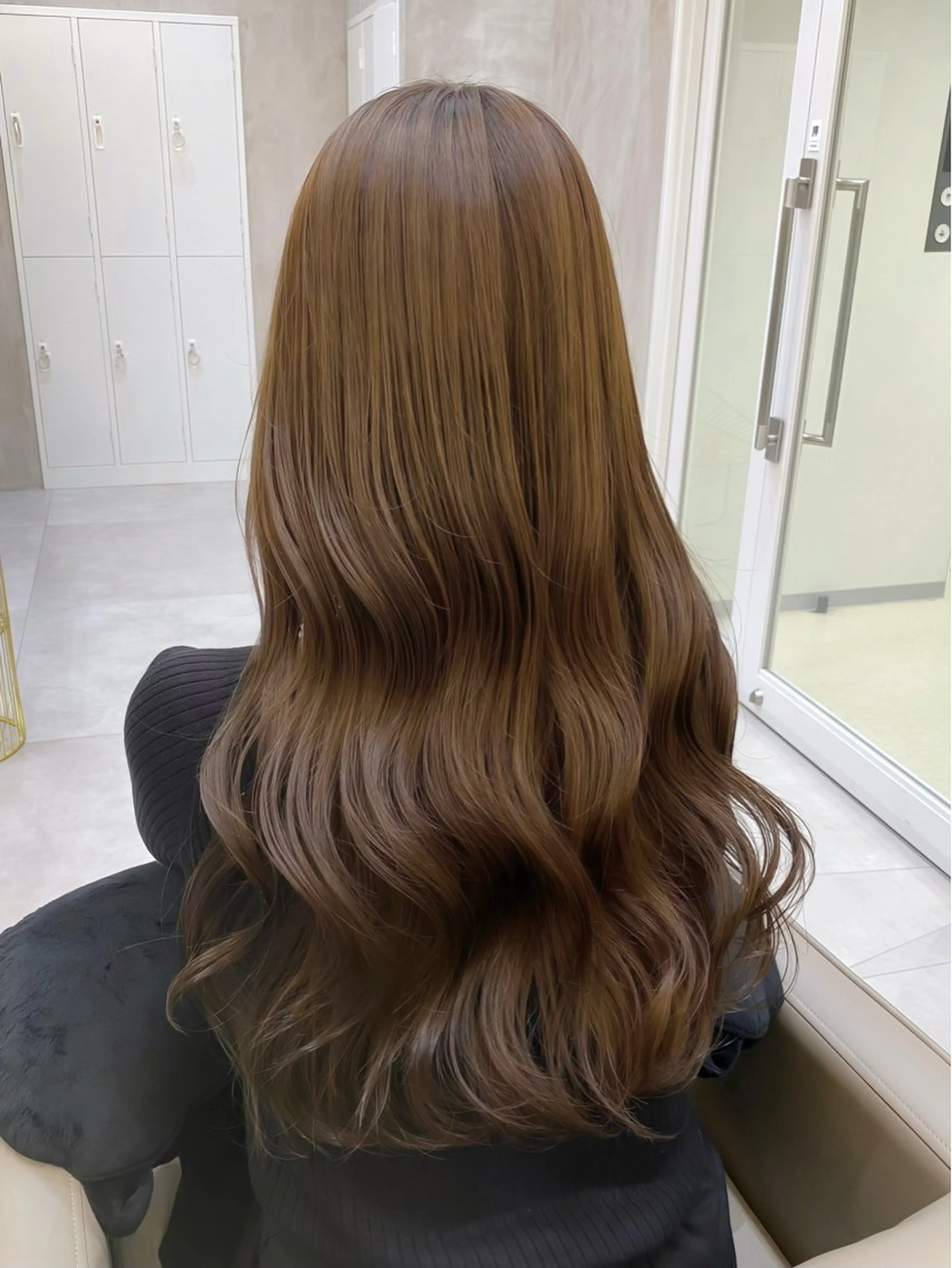 ロング カラー ヘアアレンジ ベージュカラー ブリーチ ブラウンカラー 透明感カラー ダブルカラー ヘアカラー トリートメント ヘアセット 赤み消し🫧韓国ヘア 🫧藤岡誠也のヘアスタイル