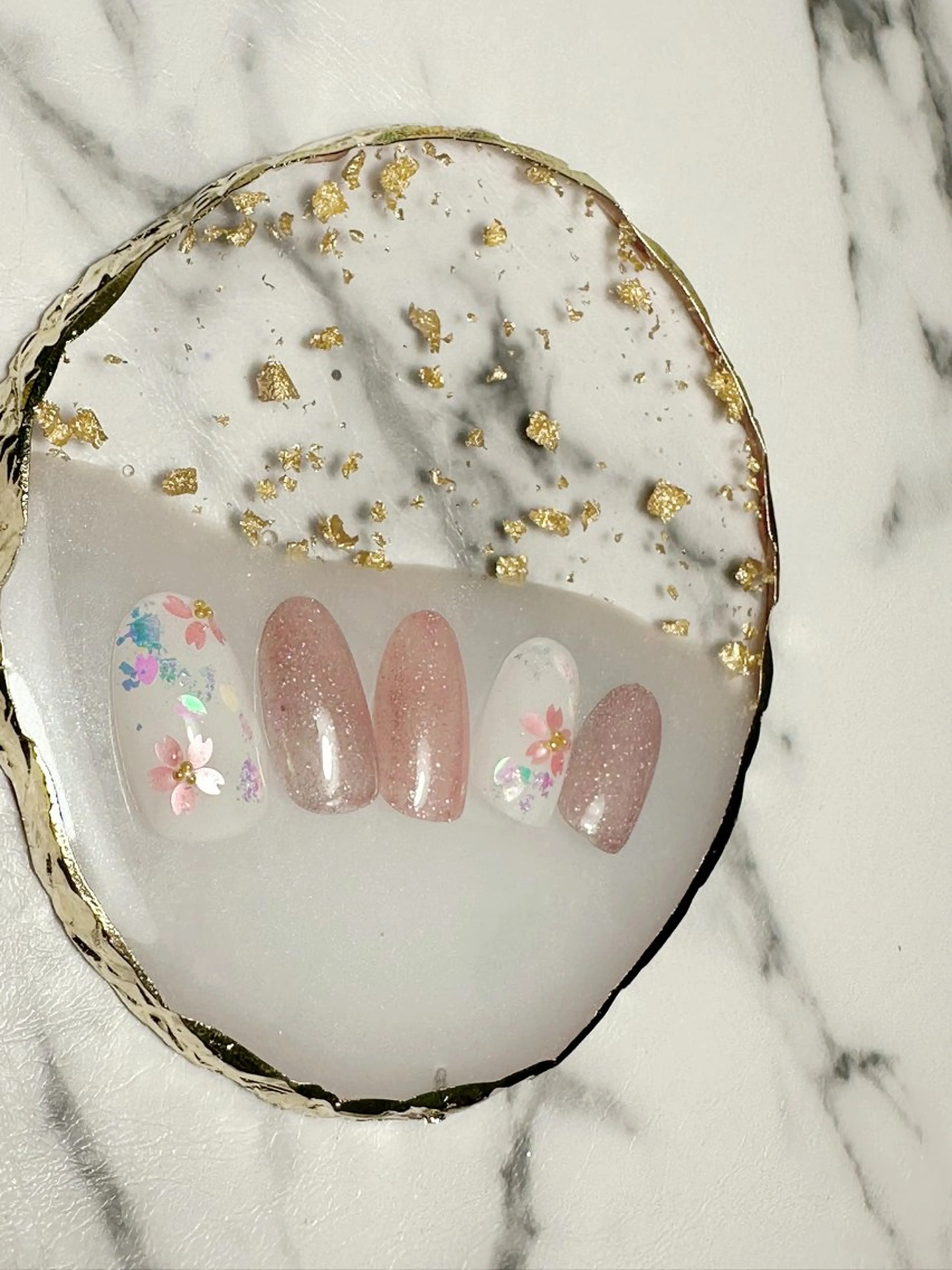 ネイル ala アーラのマツエク・マツパデザイン