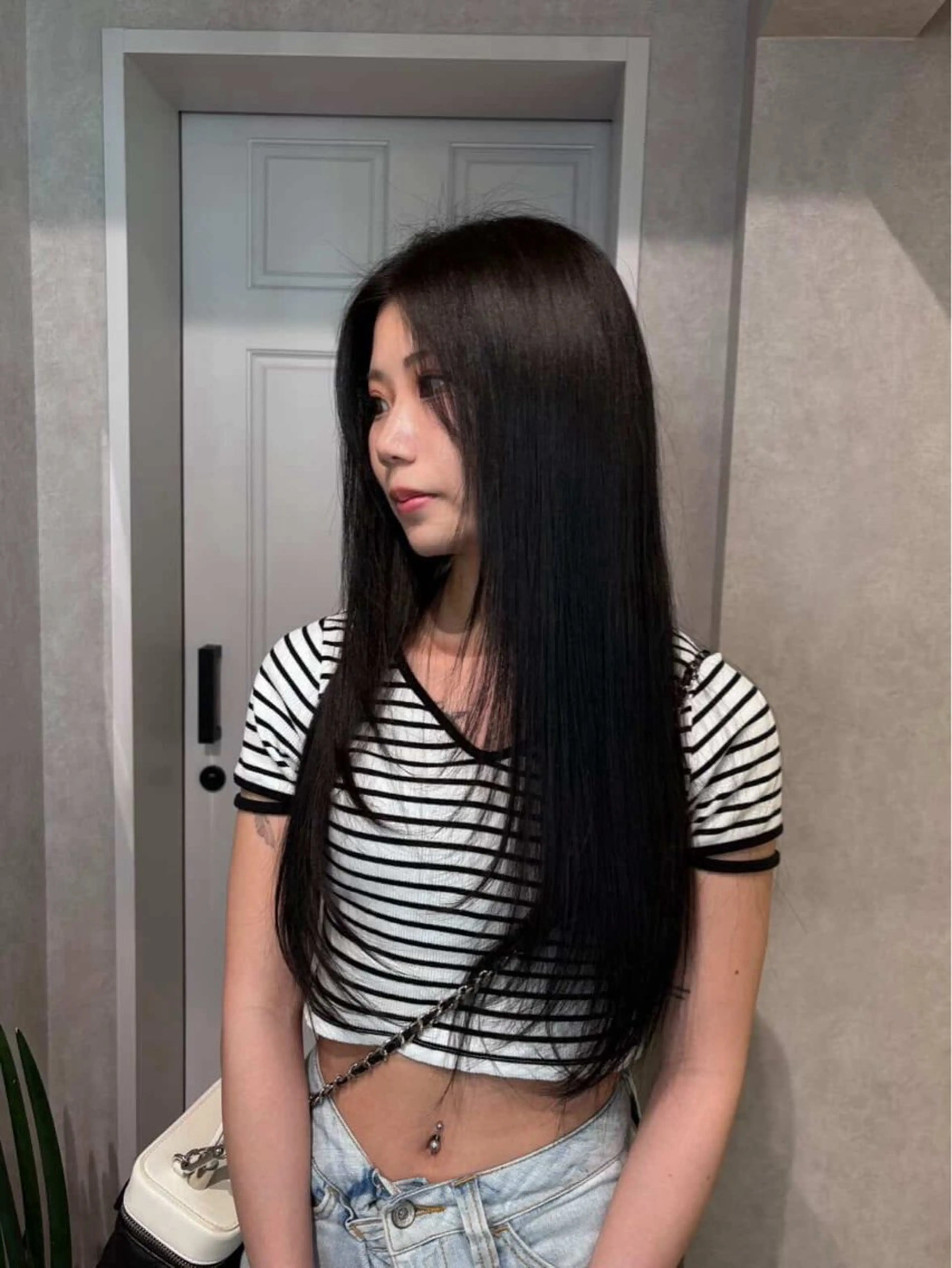 ロング ヘアカラー 小林 遥のヘアスタイル
