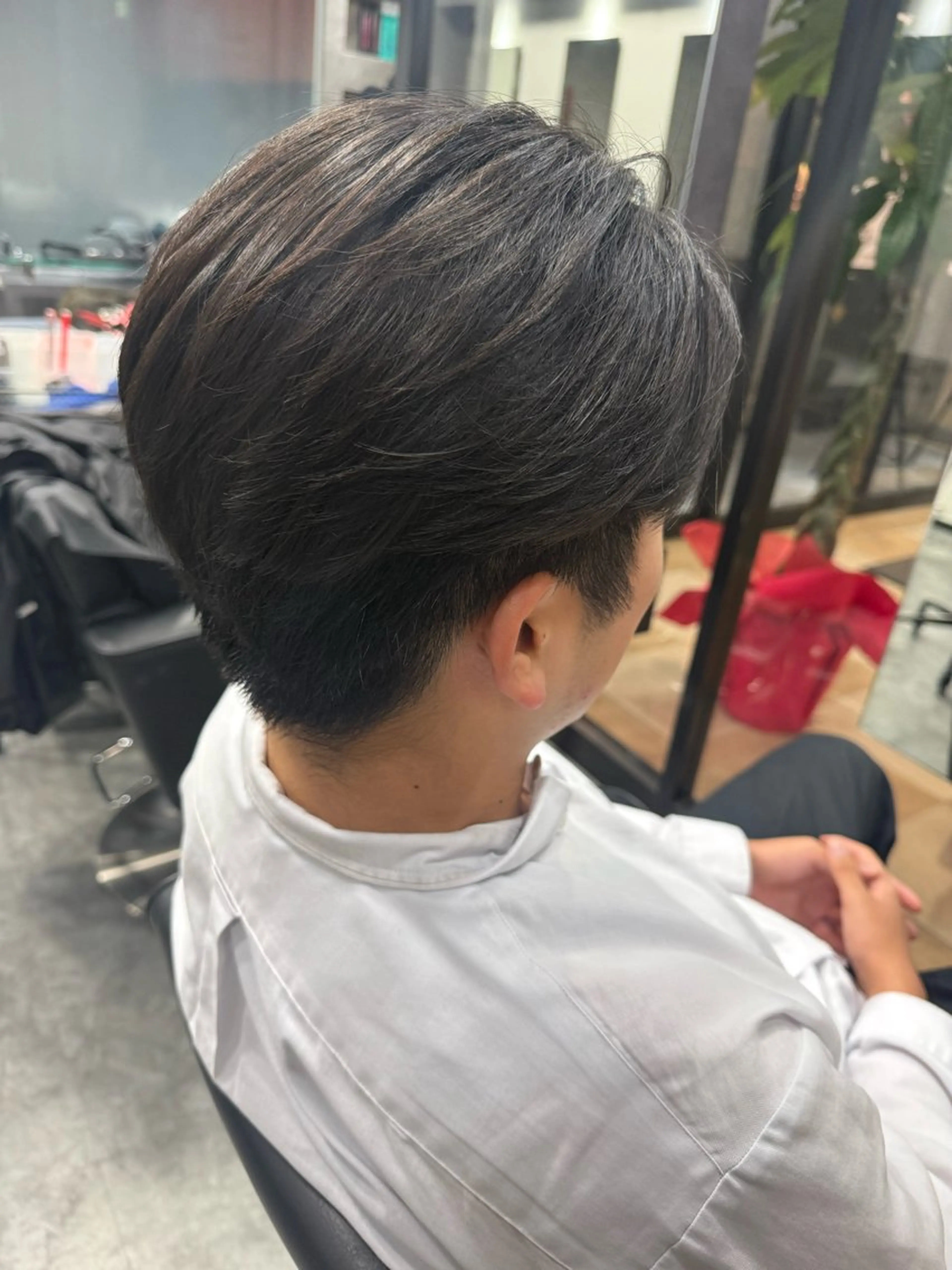 メンズ 本田 有里のヘアスタイル