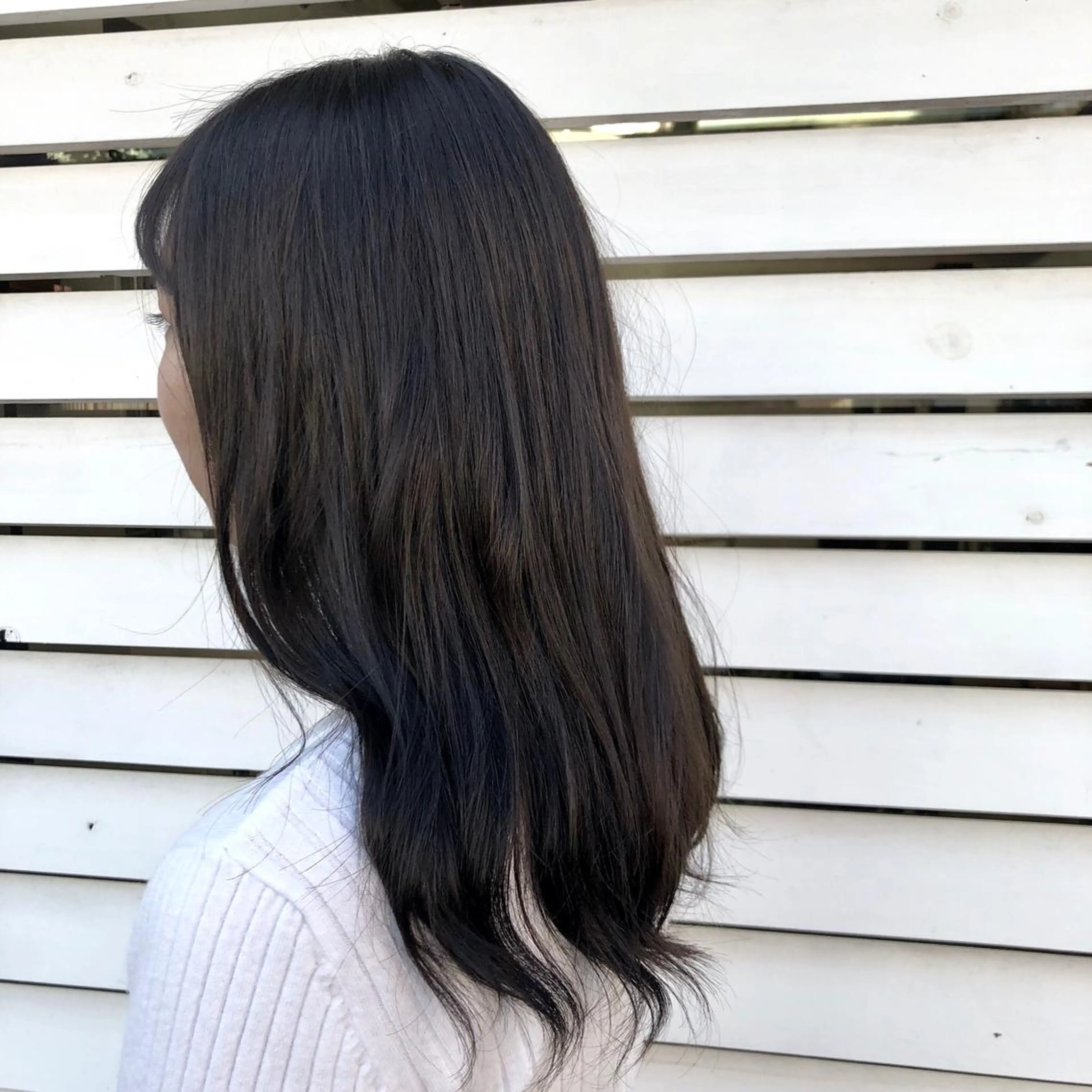 セミロング カラー 菅沢 奈生のヘアスタイル