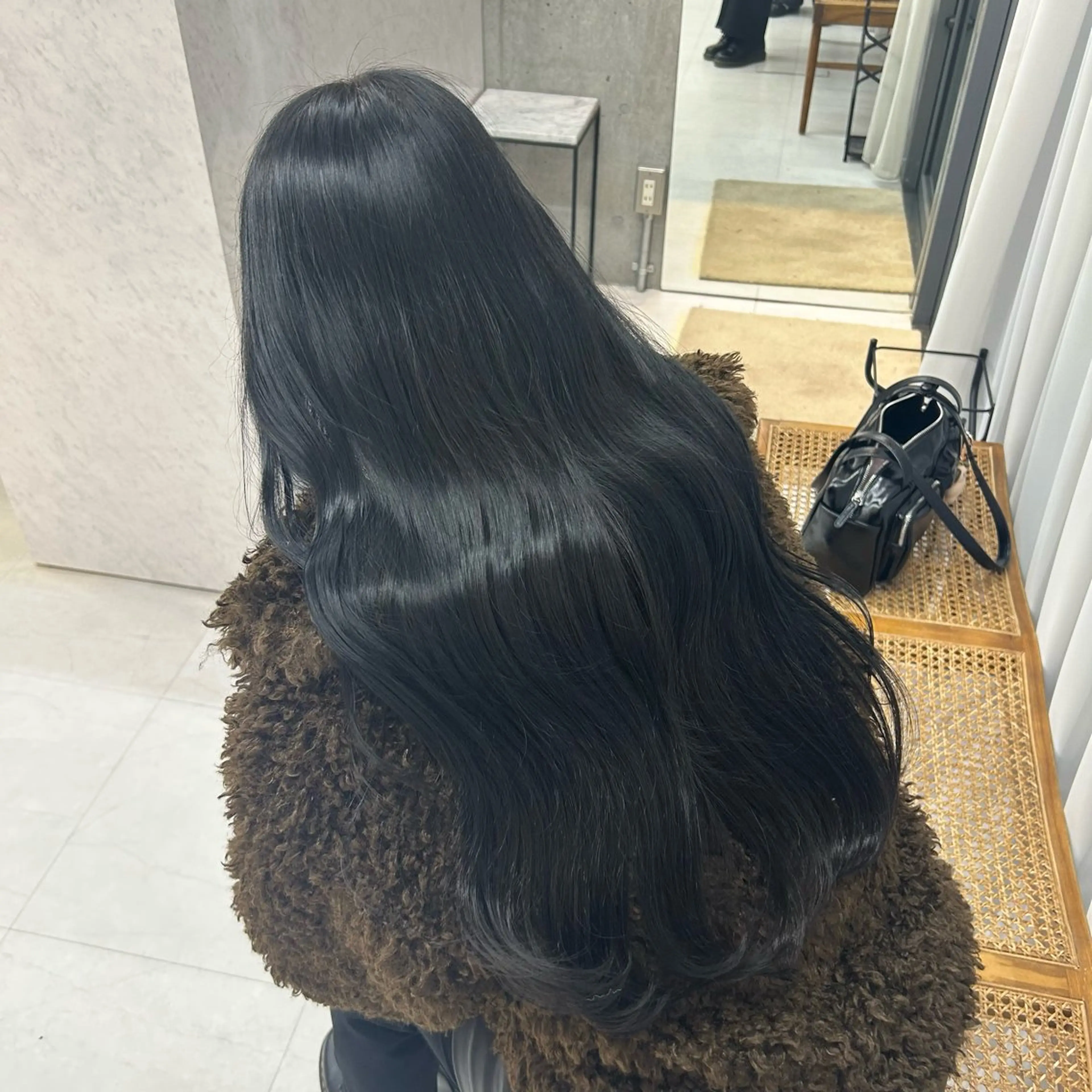 ロング 韓国風ヘア ヘアカラー トリートメント LOE所属・LOE Yuuka/42🩵のヘアスタイル