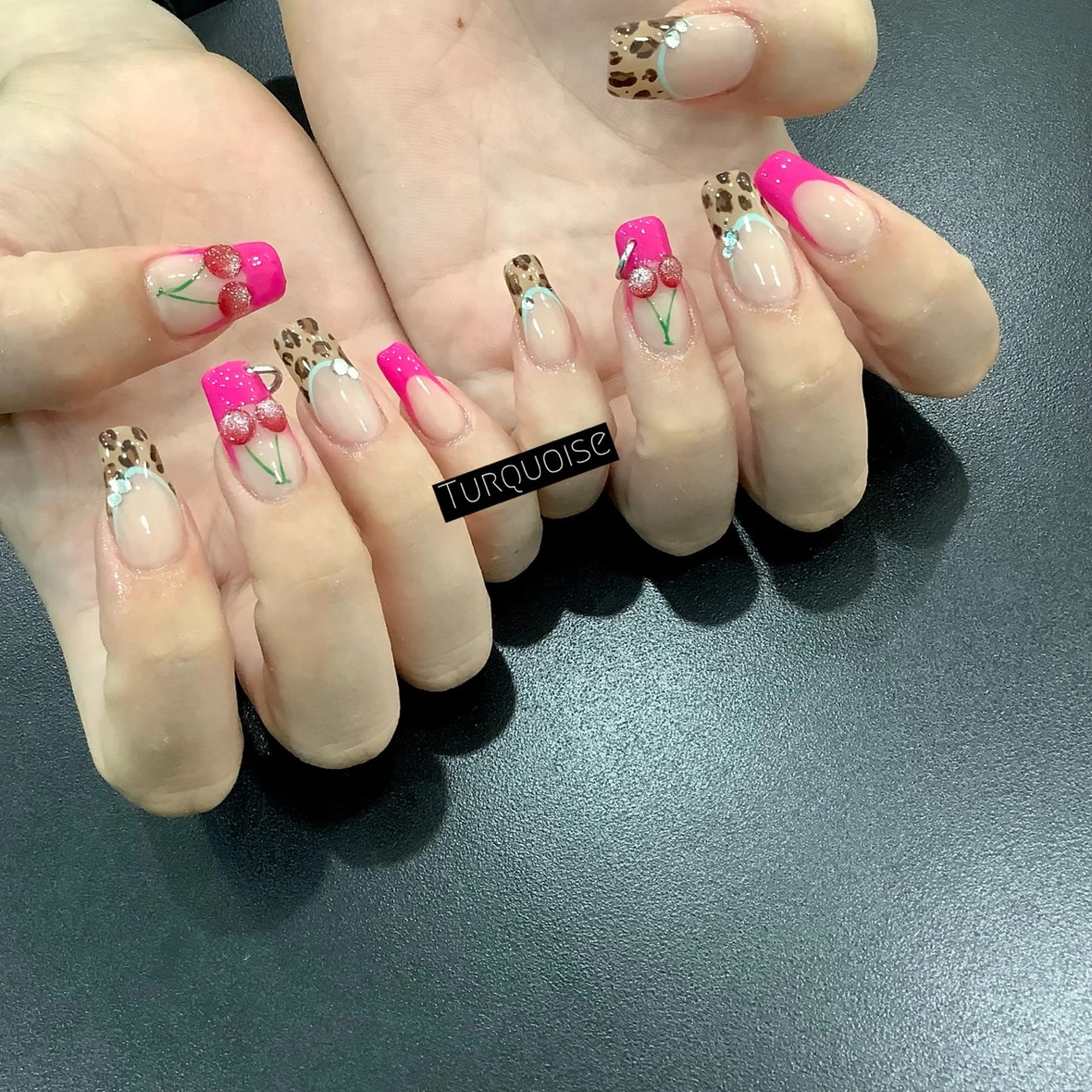 ミディアムネイルArt放題100分💅🏼オフ込みの写真