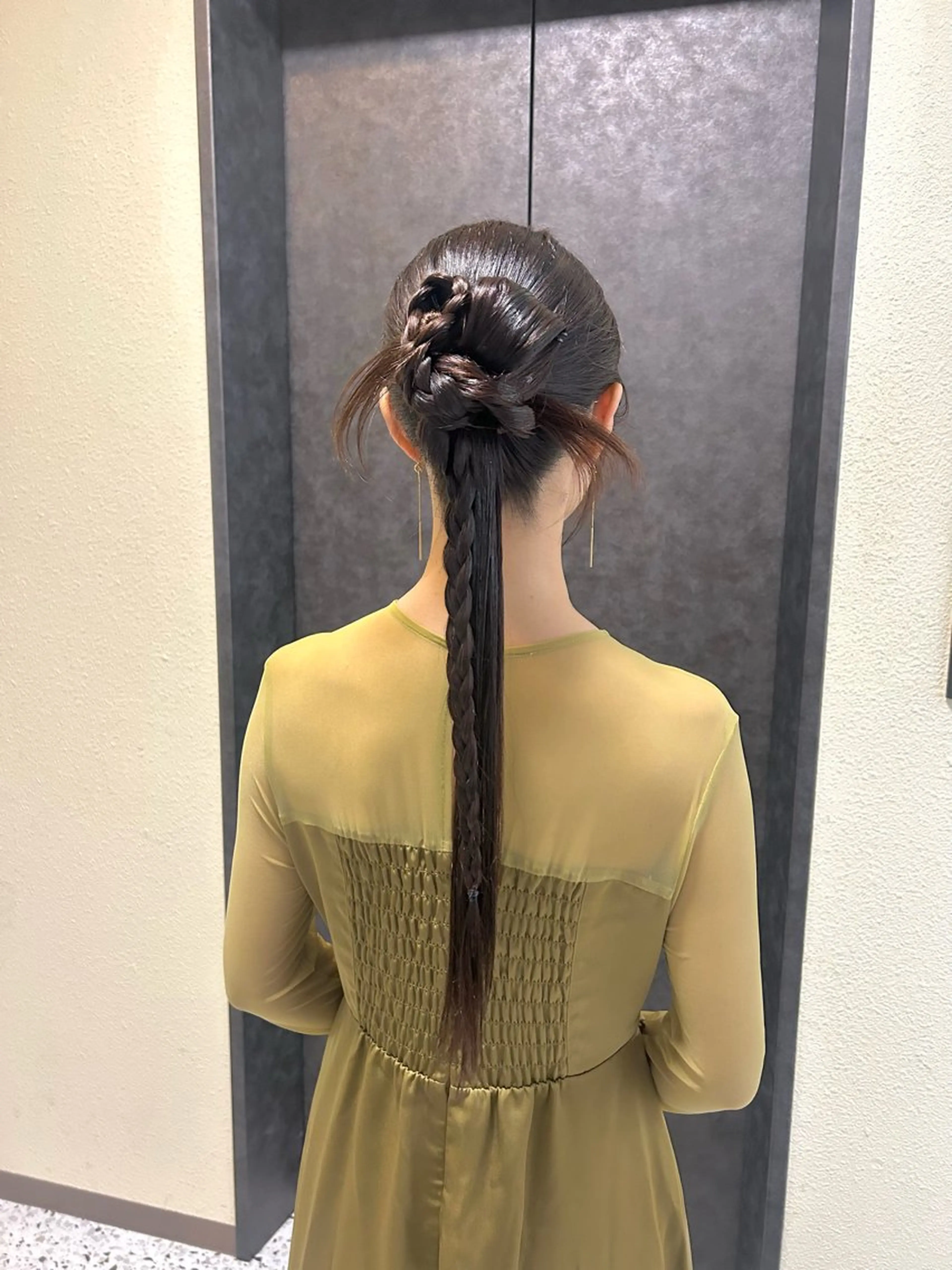 ロング Mila Hazukiのヘアスタイル