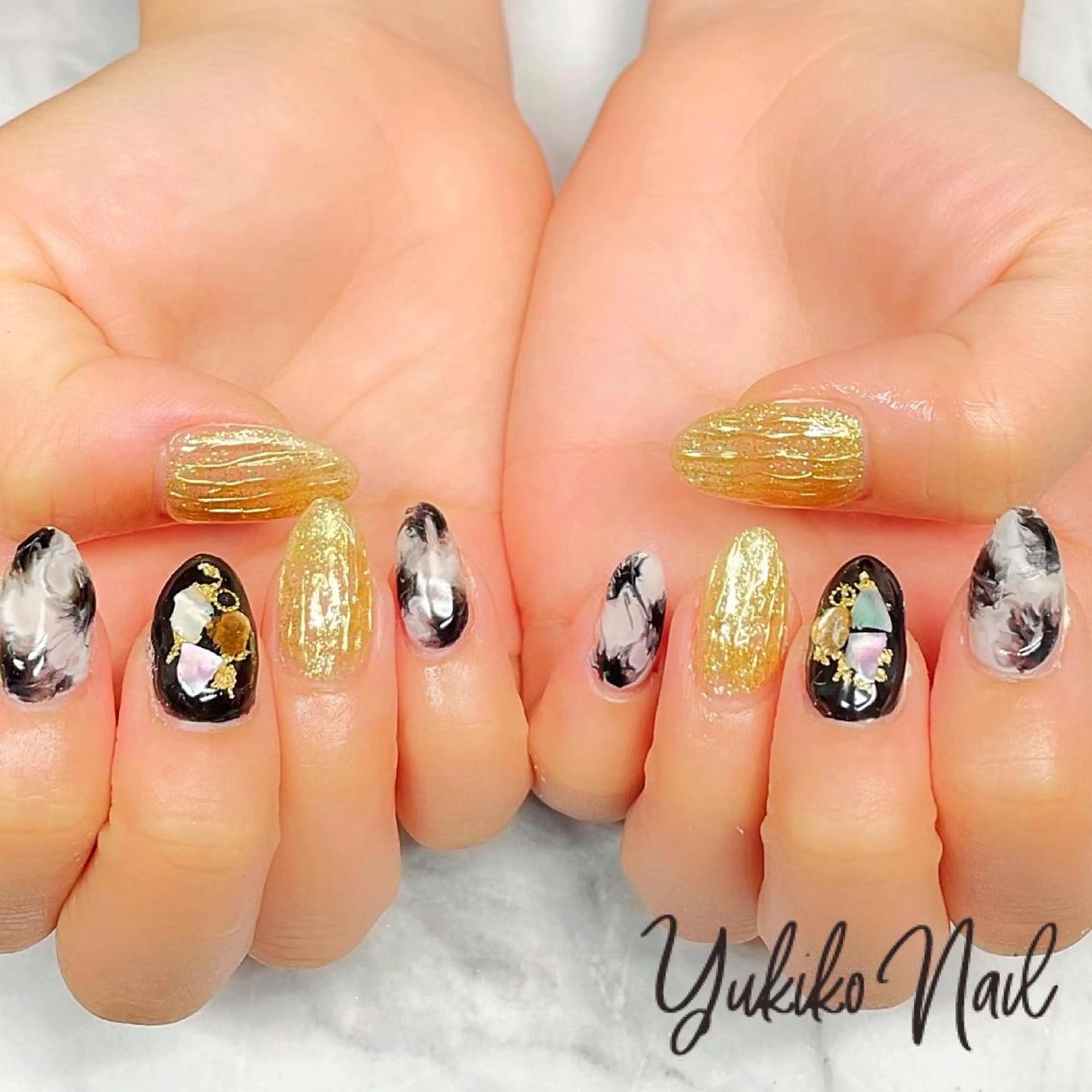ネイル ゴールド ハンドネイル ユキコ ネイルのネイルデザイン