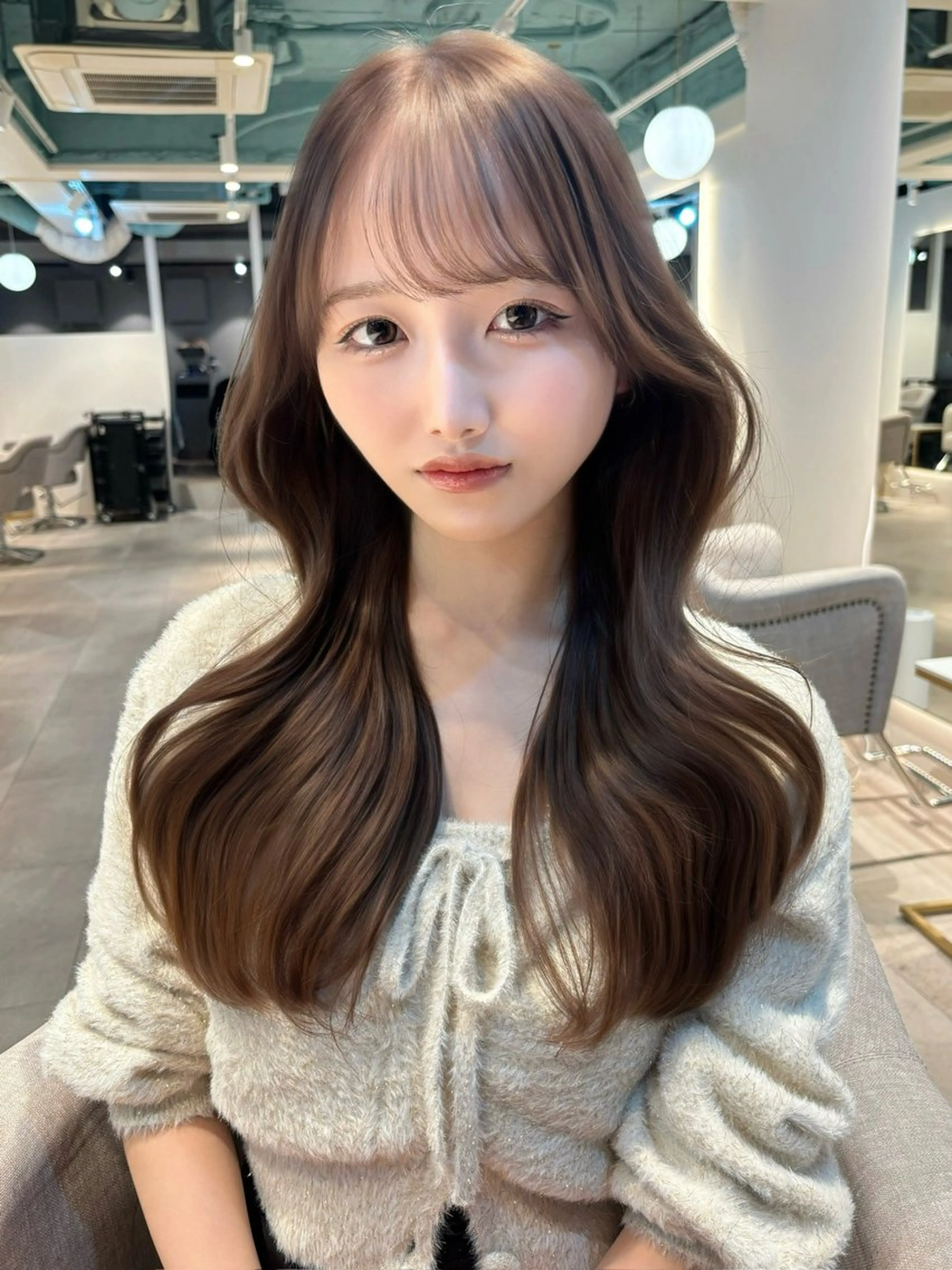 ロング くびれヘア レイヤーカット/ 透明感カラー🤍楓のヘアスタイル