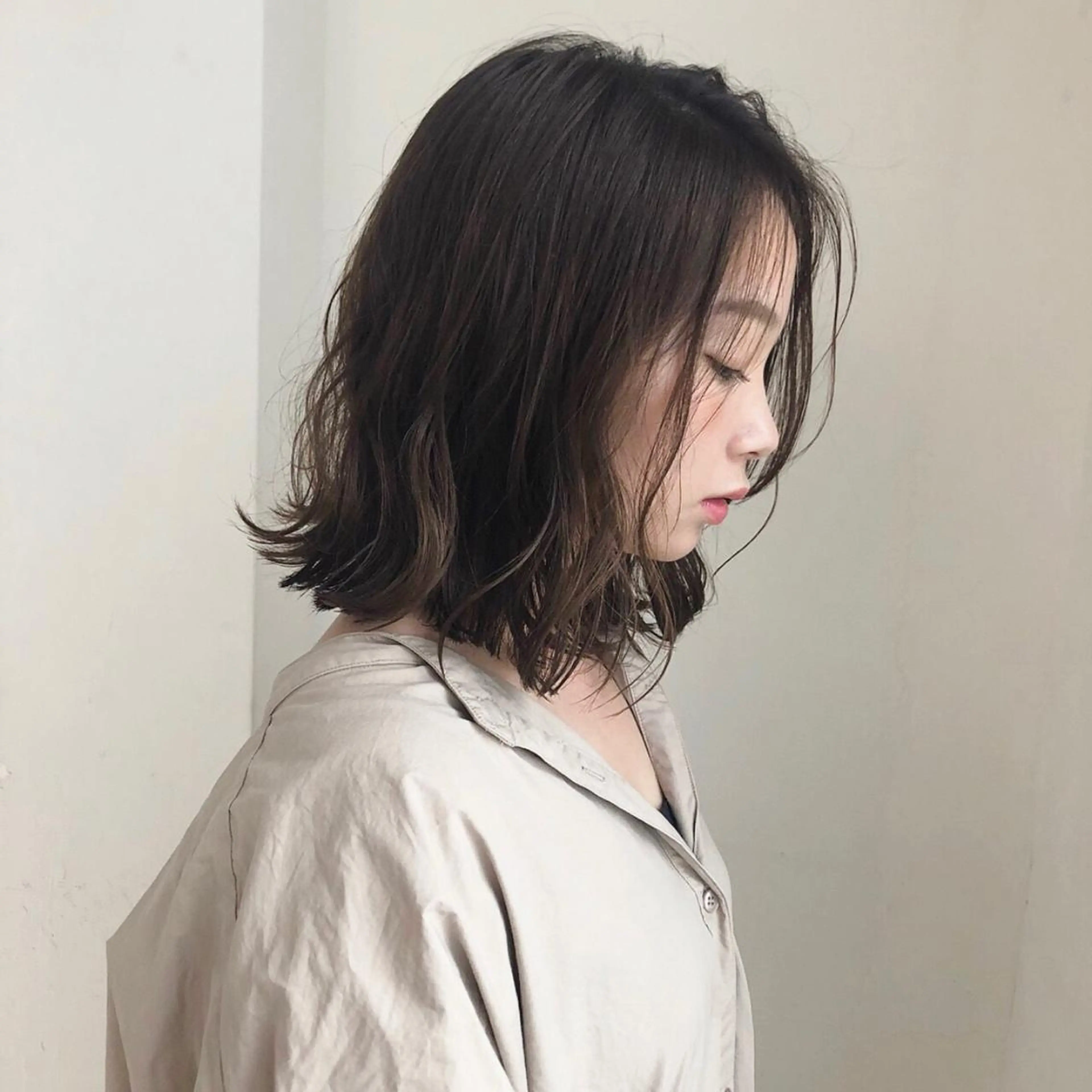 ミディアム カラー ブラウンカラー チョコレートブラウン ヘアカラー トリートメント 酸性縮毛矯正🧴韓国 レイヤー/髪質改善のヘアスタイル