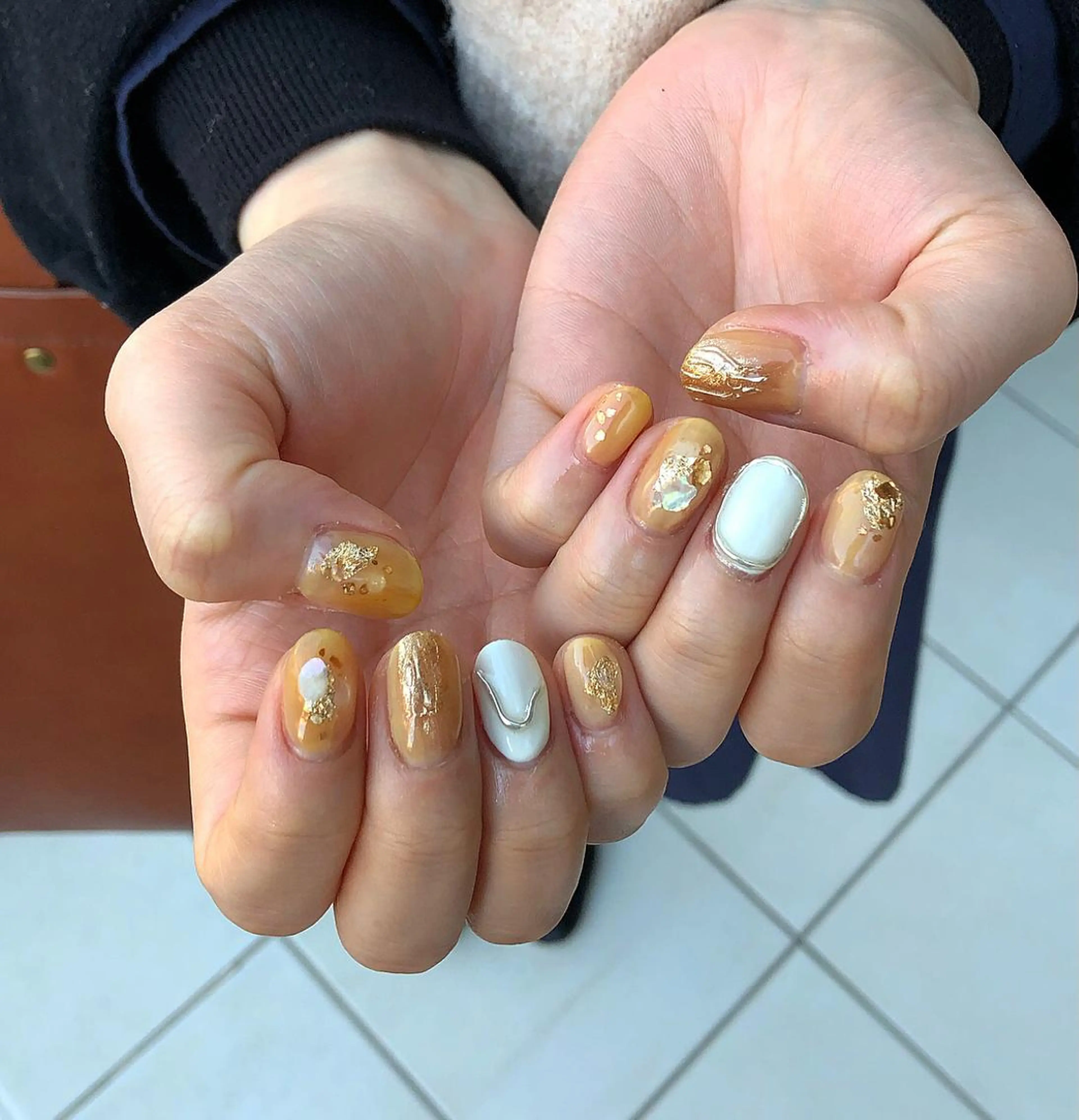 ネイル ハンドネイル émus nail Mamiのネイルデザイン