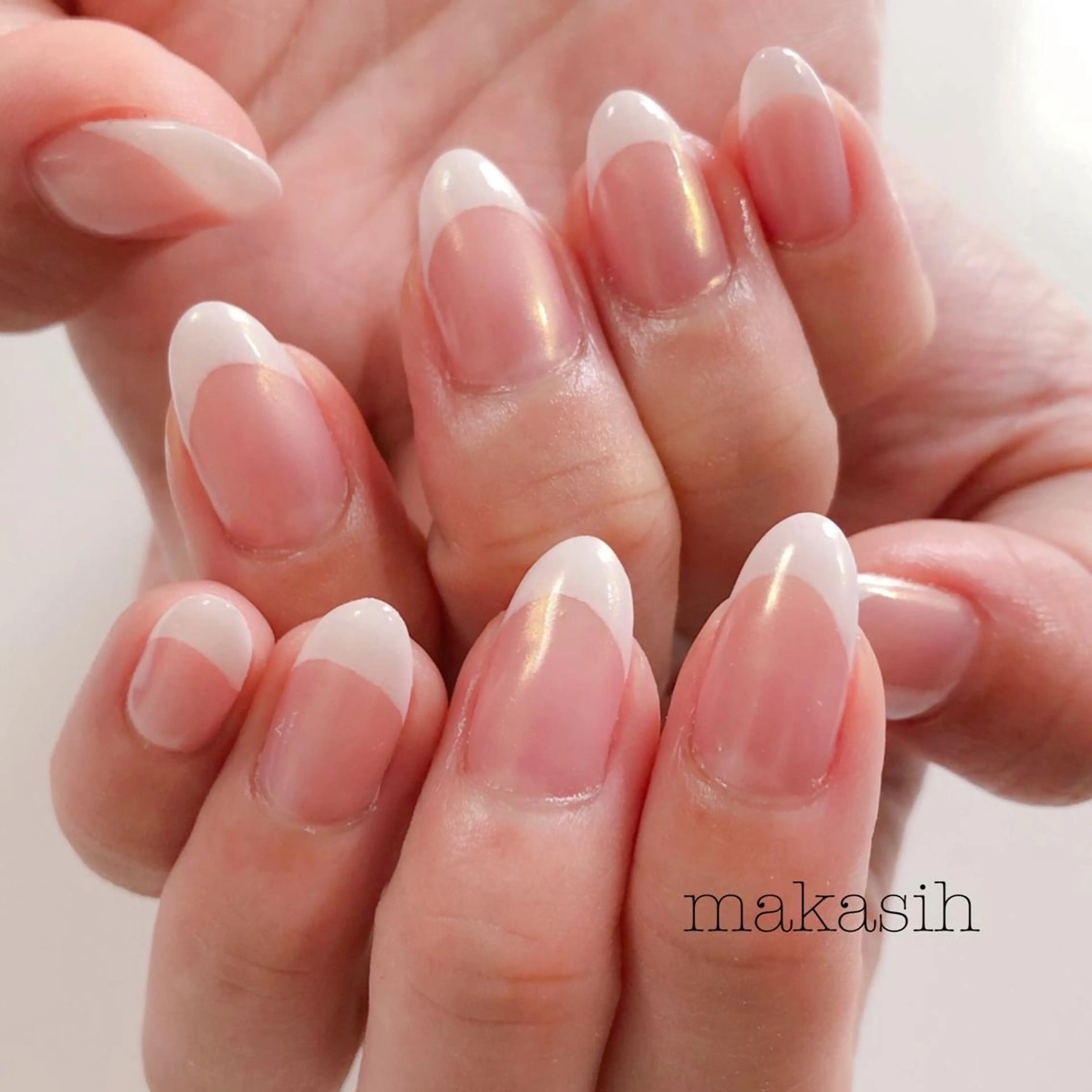 ネイル オーロラネイル フレンチネイル 濱田 美菜子のエステ・リラクイメージ