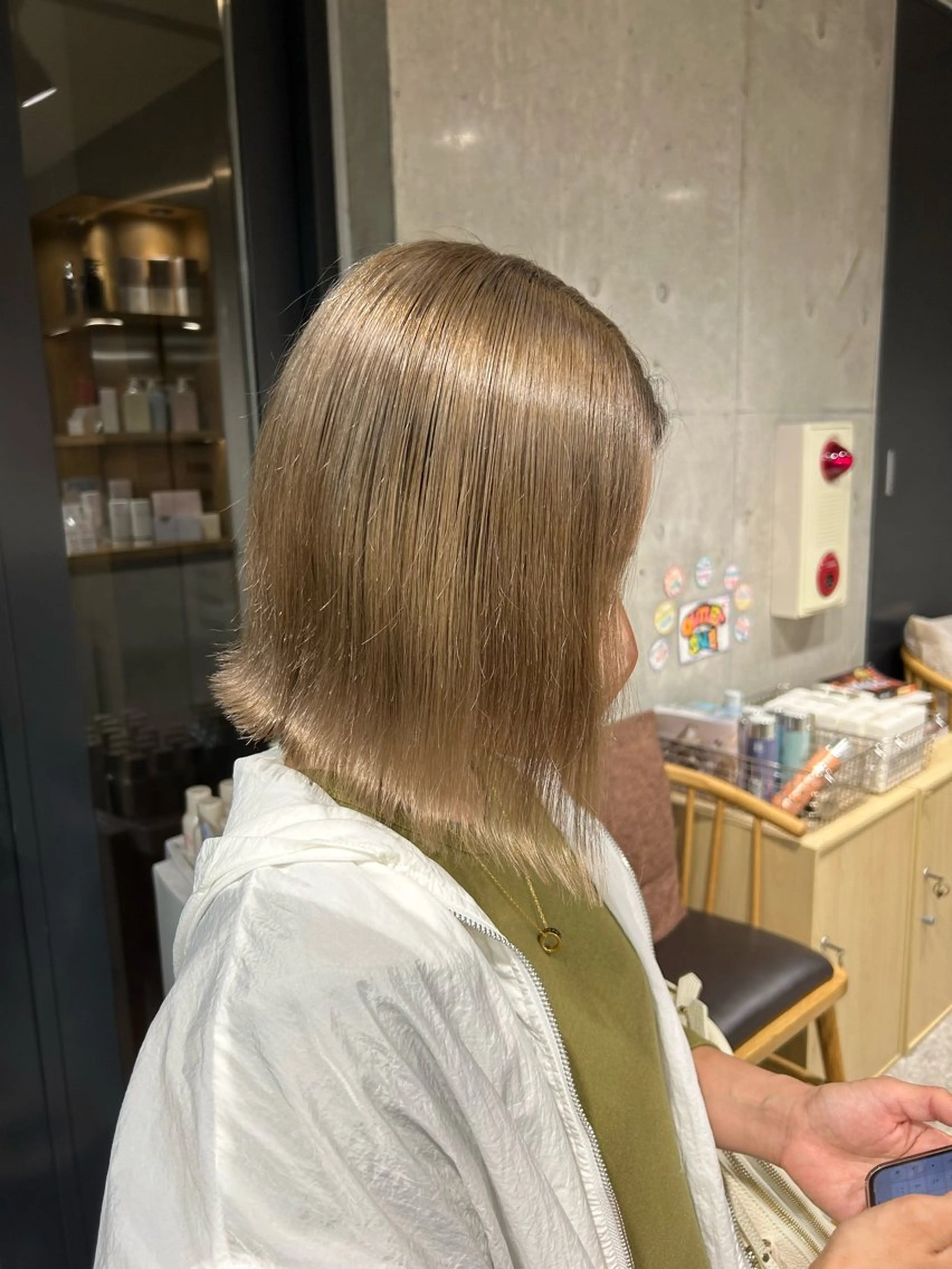 ショート カット 🍎ブリーチカラー 🍎KUREA🍎のヘアスタイル