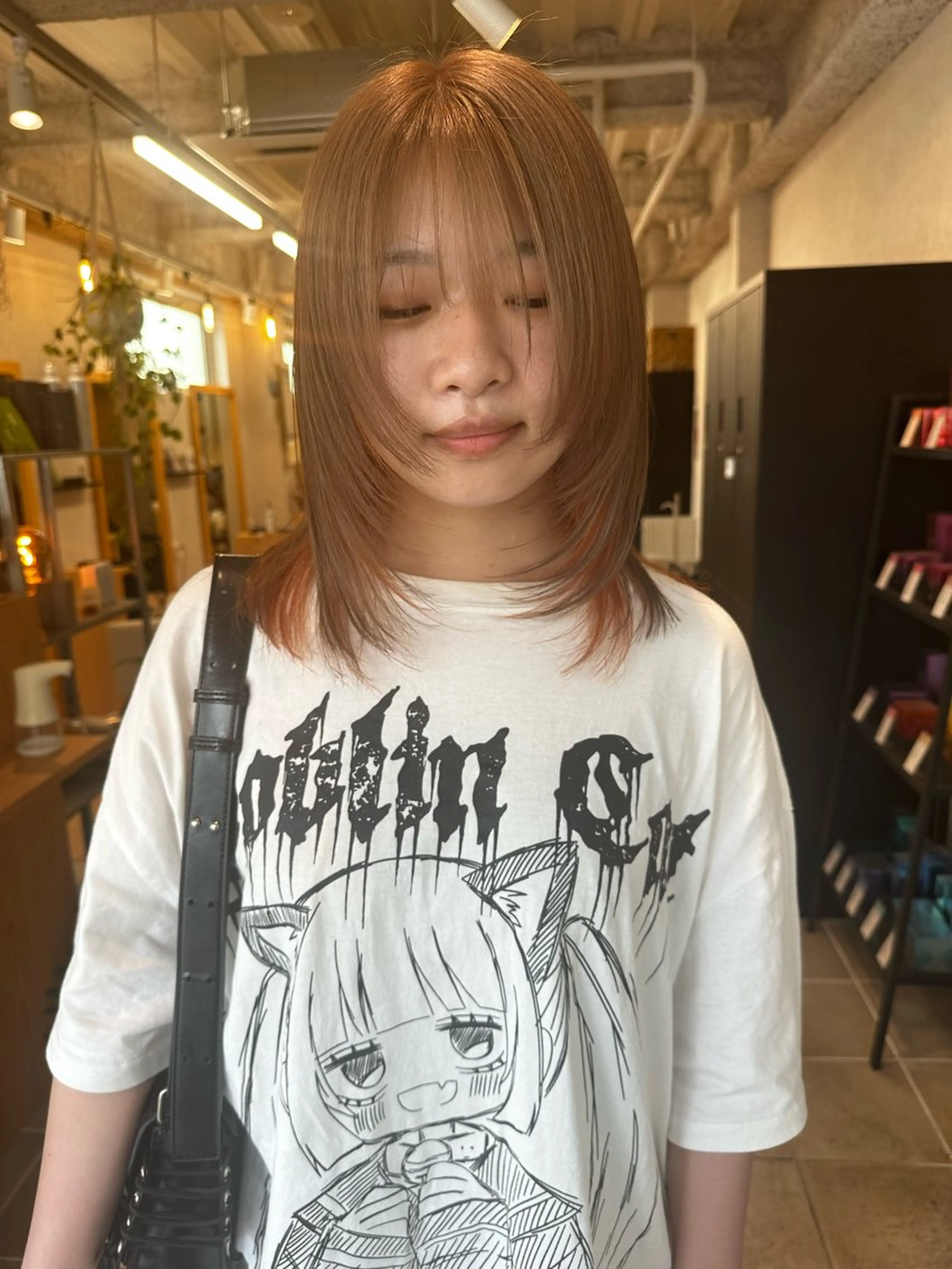 ミディアム カラー ベージュカラー オレンジ レイヤーカット broocH 清水 駿【デザインカラー】のヘアスタイル