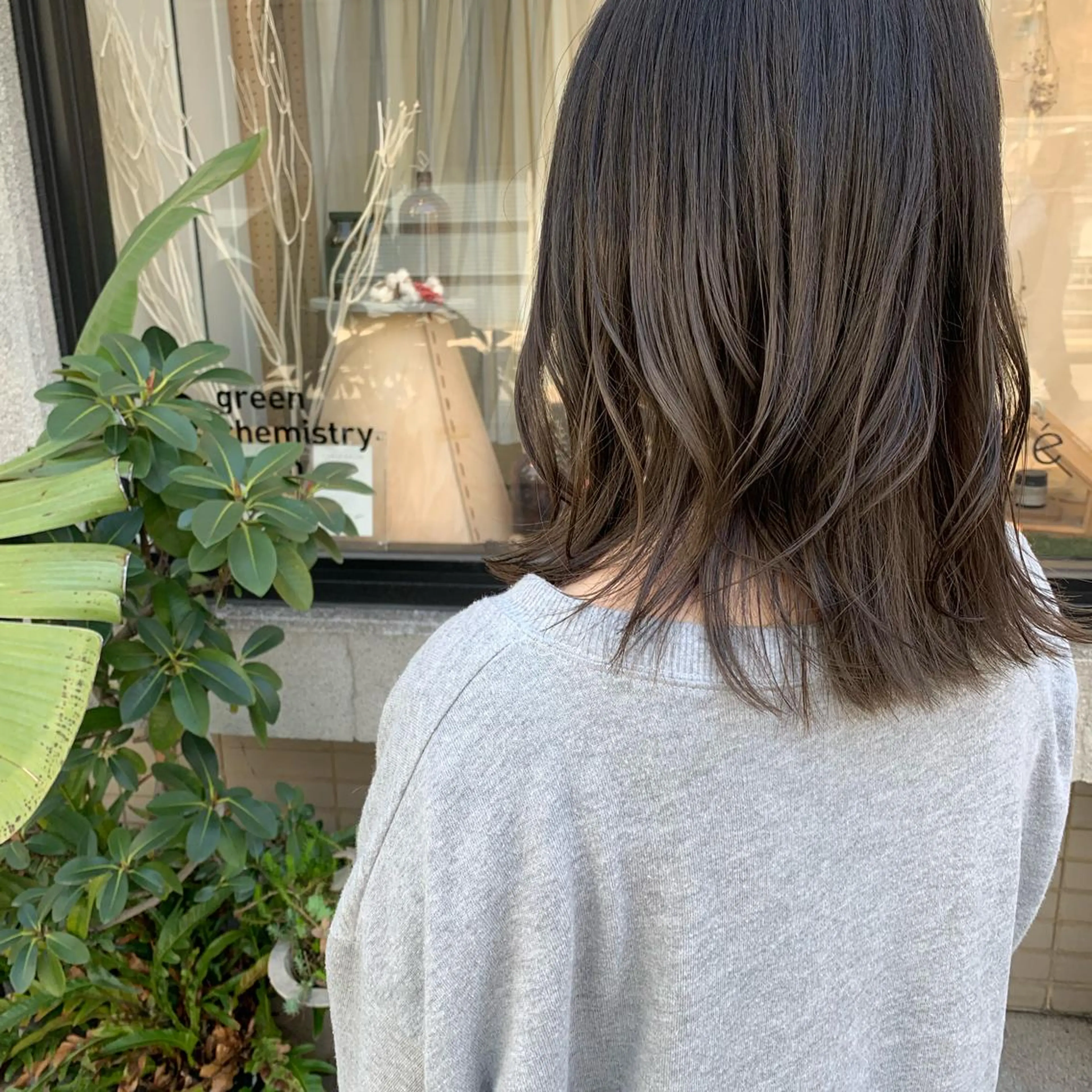 ミディアム ヘアカラー トリートメント 艶髪color💎髪 質改善ストレート大吉のヘアスタイル