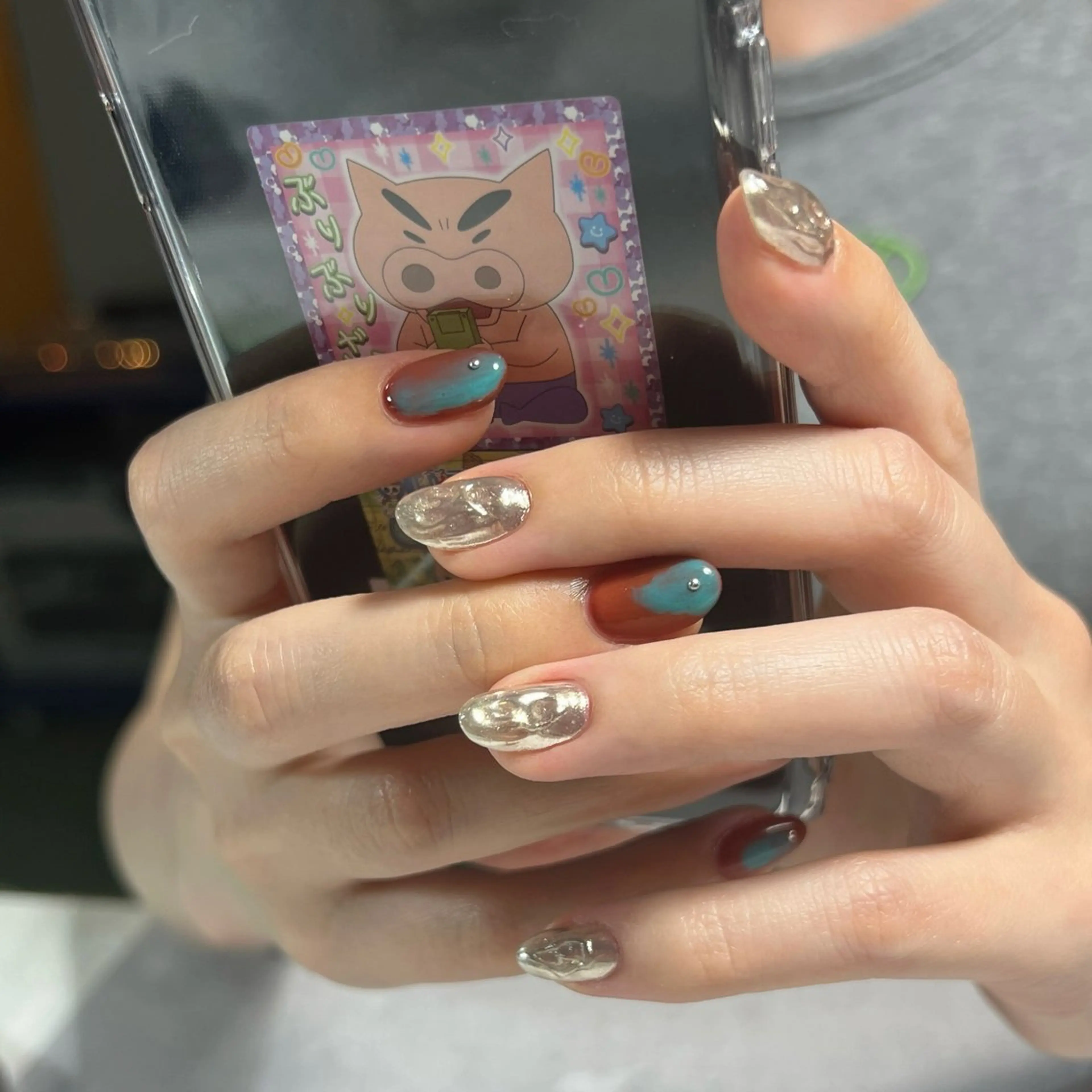 ネイル ミラーネイル ニュアンスネイル ロイ ネイルのその他イメージ